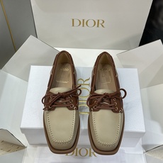(配全套飞机盒) 莞货 代购级 Dior 迪奥2026秋冬新款 Archie 平底方头系带女船鞋 CD字母logo五金扣 (配全套飞机盒) 莞货 代购级 Dior 迪奥2026秋冬新款 Archie 平底方头系带女船鞋 CD字母logo五金扣