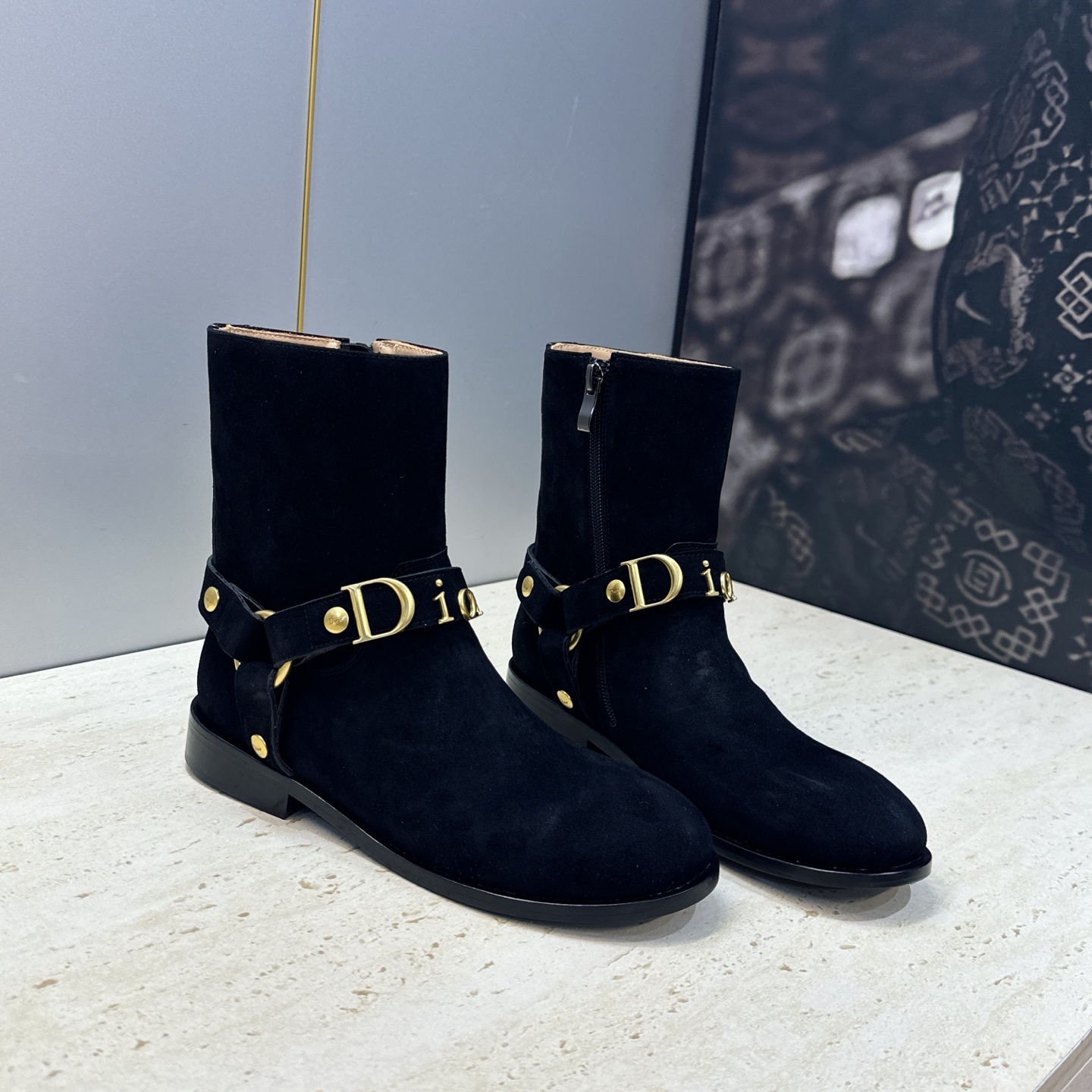 Dior 迪奥2026秋冬新款EmPreinte高定系列及裸女短靴 明星同款CD字母logo五金扣低跟圆头侧拉链机车骑士