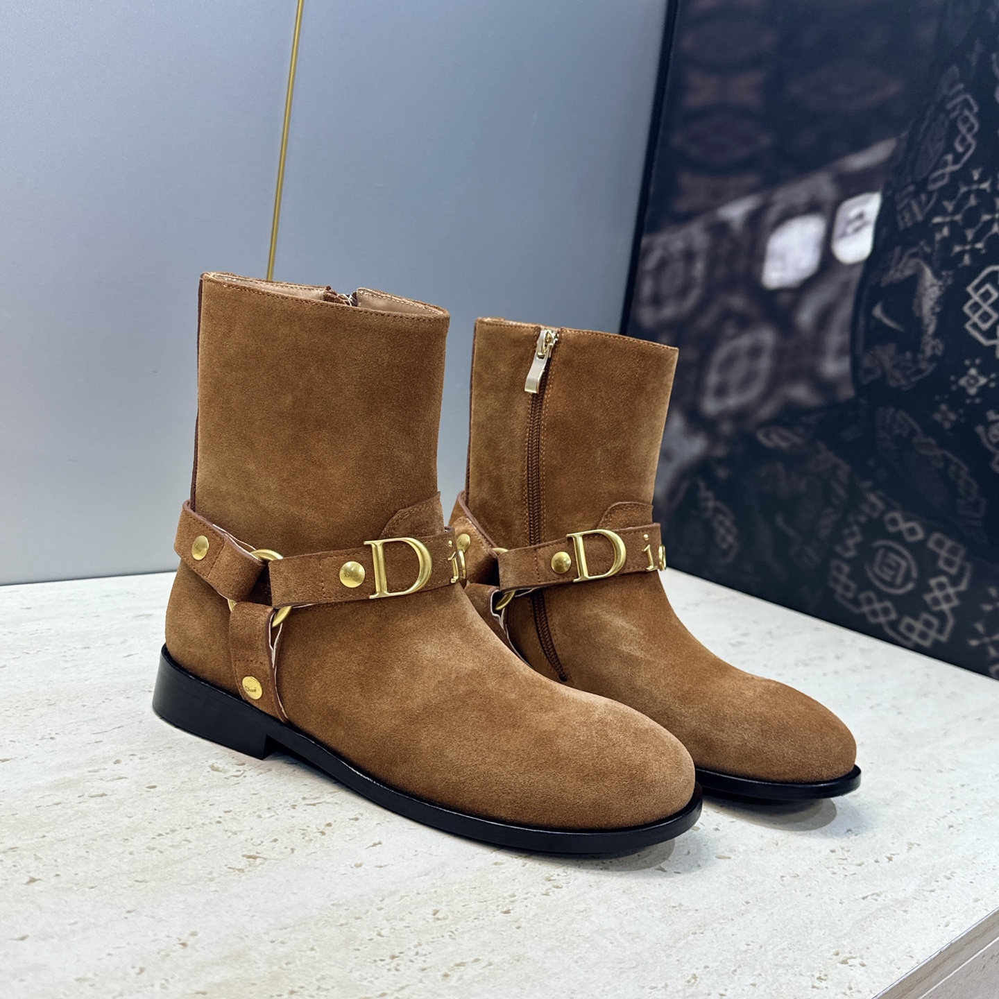 Dior 迪奥2026秋冬新款EmPreinte高定系列及裸女短靴 明星同款CD字母logo五金扣低跟圆头侧拉链机车骑士