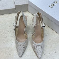 顶级版 J‘ADIOR织带后空凉鞋 迪奥 Dior 2026 春夏新款提花刺绣字母logo高跟方头蝴蝶结拼色女鞋 材质 顶级版 J‘ADIOR织带后空凉鞋 迪奥 Dior 2026 春夏新款提花刺绣字母logo高跟方头蝴蝶结拼色女鞋 材质