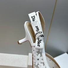 顶级版 J‘ADIOR织带后空凉鞋 迪奥 Dior 2026 春夏新款水钻网面提花刺绣字母logo高跟方头蝴蝶结拼色女鞋 顶级版 J‘ADIOR织带后空凉鞋 迪奥 Dior 2026 春夏新款水钻网面提花刺绣字母logo高跟方头蝴蝶结拼色女鞋