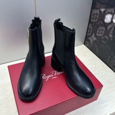 Roger Vivier 2026秋冬新款时尚粗跟及裸切尔西女短靴 RV字母logo五金水钻方扣厚底高跟圆头拼色机车骑 Roger Vivier 2026秋冬新款时尚粗跟及裸切尔西女短靴 RV字母logo五金水钻方扣厚底高跟圆头拼色机车骑