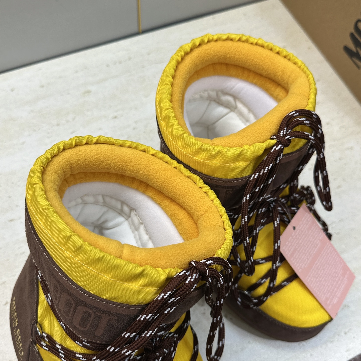 MOON BOOT 2026秋冬新款情侣新款时尚系带拼色女短靴 Park Soulmate 防寒保暖羽绒平底圆头雪地靴 MOON BOOT 2026秋冬新款情侣新款时尚系带拼色女短靴 Park Soulmate 防寒保暖羽绒平底圆头雪地靴