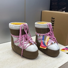 MOON BOOT 2026秋冬新款情侣新款时尚系带拼色女短靴 Park Soulmate 防寒保暖羽绒平底圆头雪地靴 MOON BOOT 2026秋冬新款情侣新款时尚系带拼色女短靴 Park Soulmate 防寒保暖羽绒平底圆头雪地靴