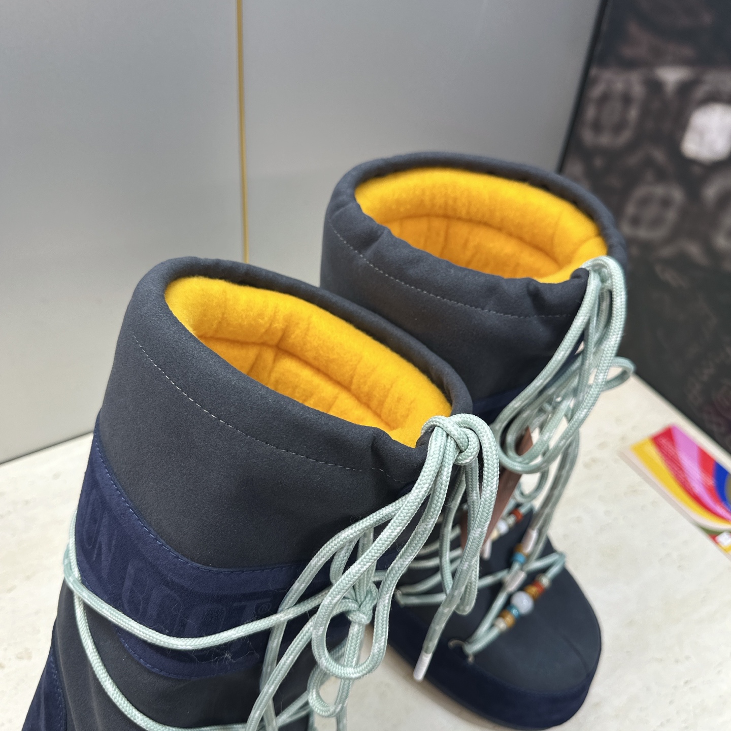 MOON BOOT 2026秋冬新款情侣新款时尚系带拼色中筒女靴 Park Soulmate 防寒保暖羽绒平底圆头雪地 MOON BOOT 2026秋冬新款情侣新款时尚系带拼色中筒女靴 Park Soulmate 防寒保暖羽绒平底圆头雪地