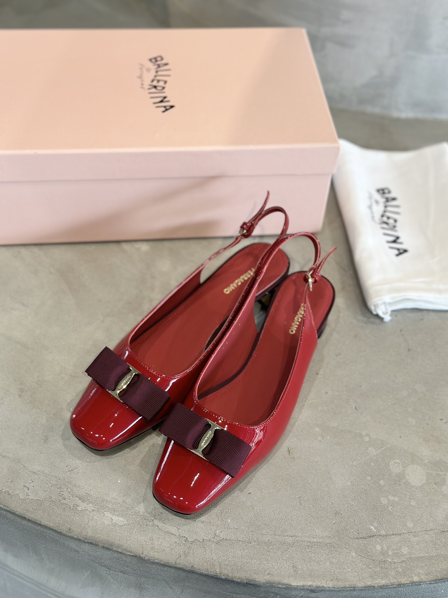 Factory Price: $700 – Classic Silk Butterflies with Zirconium Fabric Details. - 图片 4