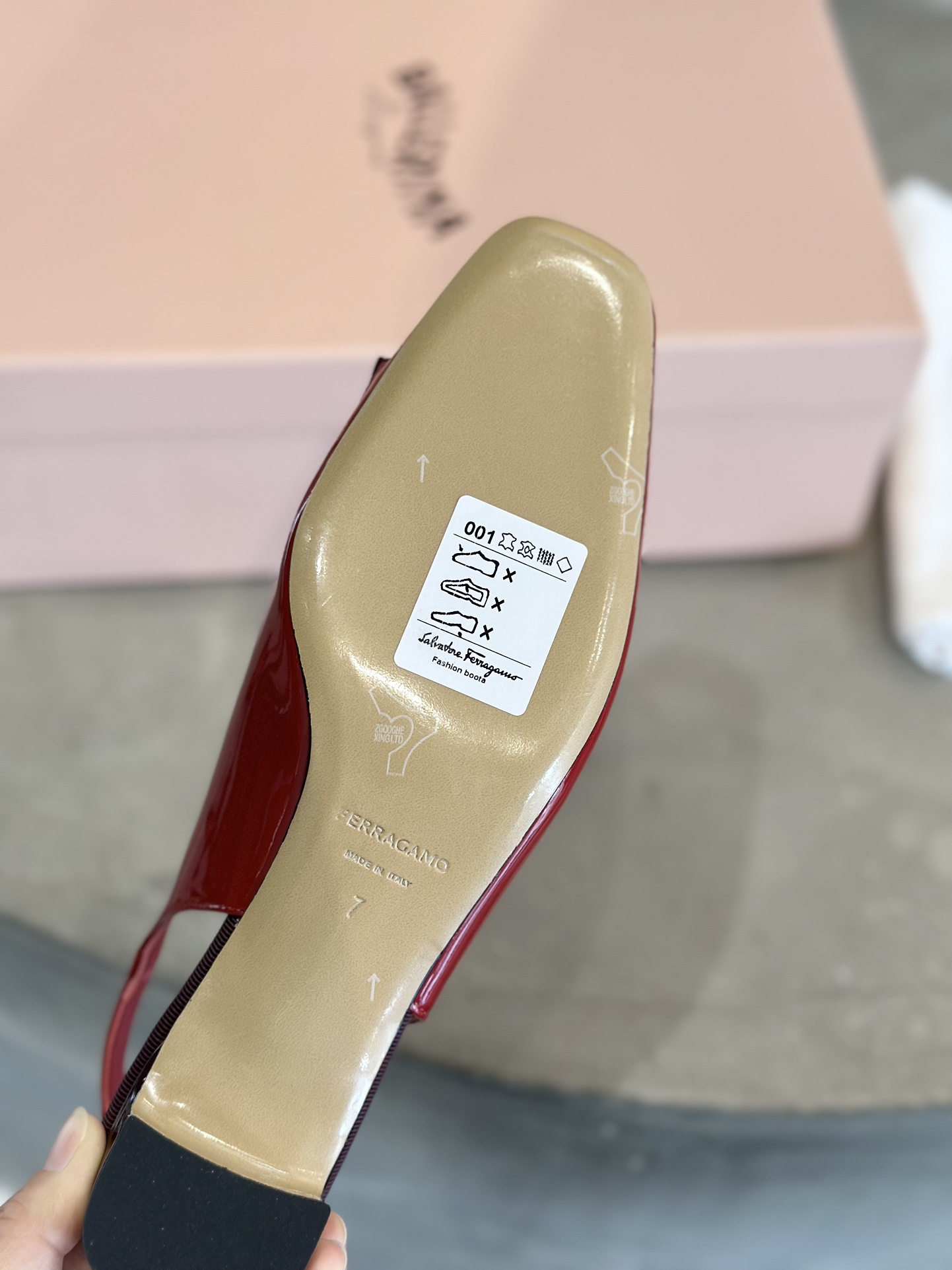 Factory Price: $700 – Classic Silk Butterflies with Zirconium Fabric Details. - 图片 9