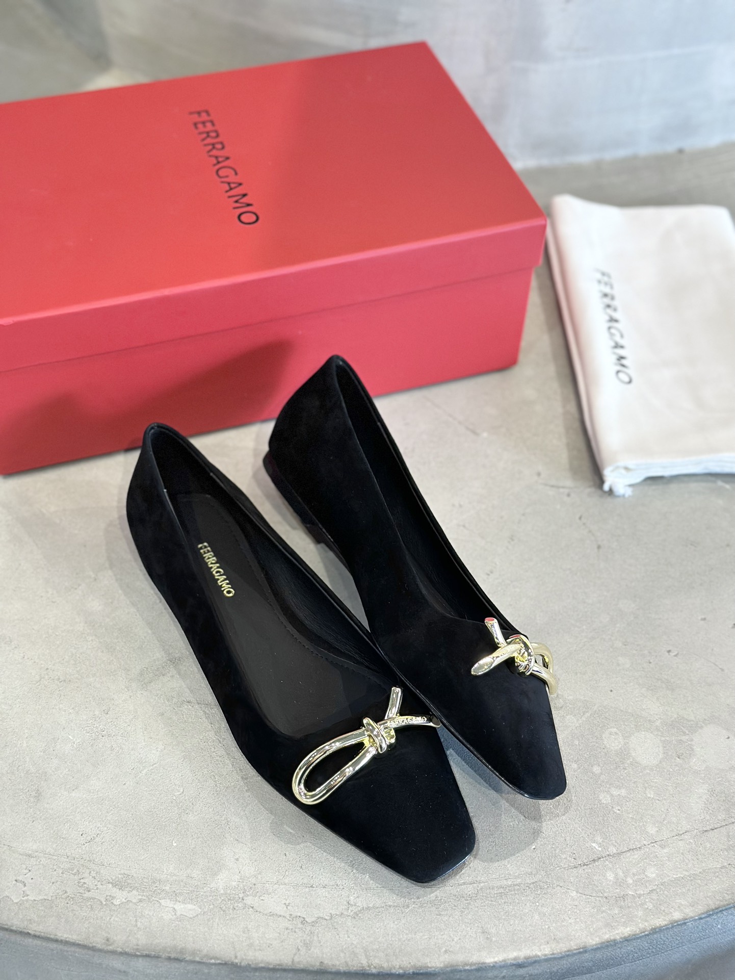 Vera’s New Asymmetrical Rope Tie Ballet Shoes: Plant Price $725 - 图片 7