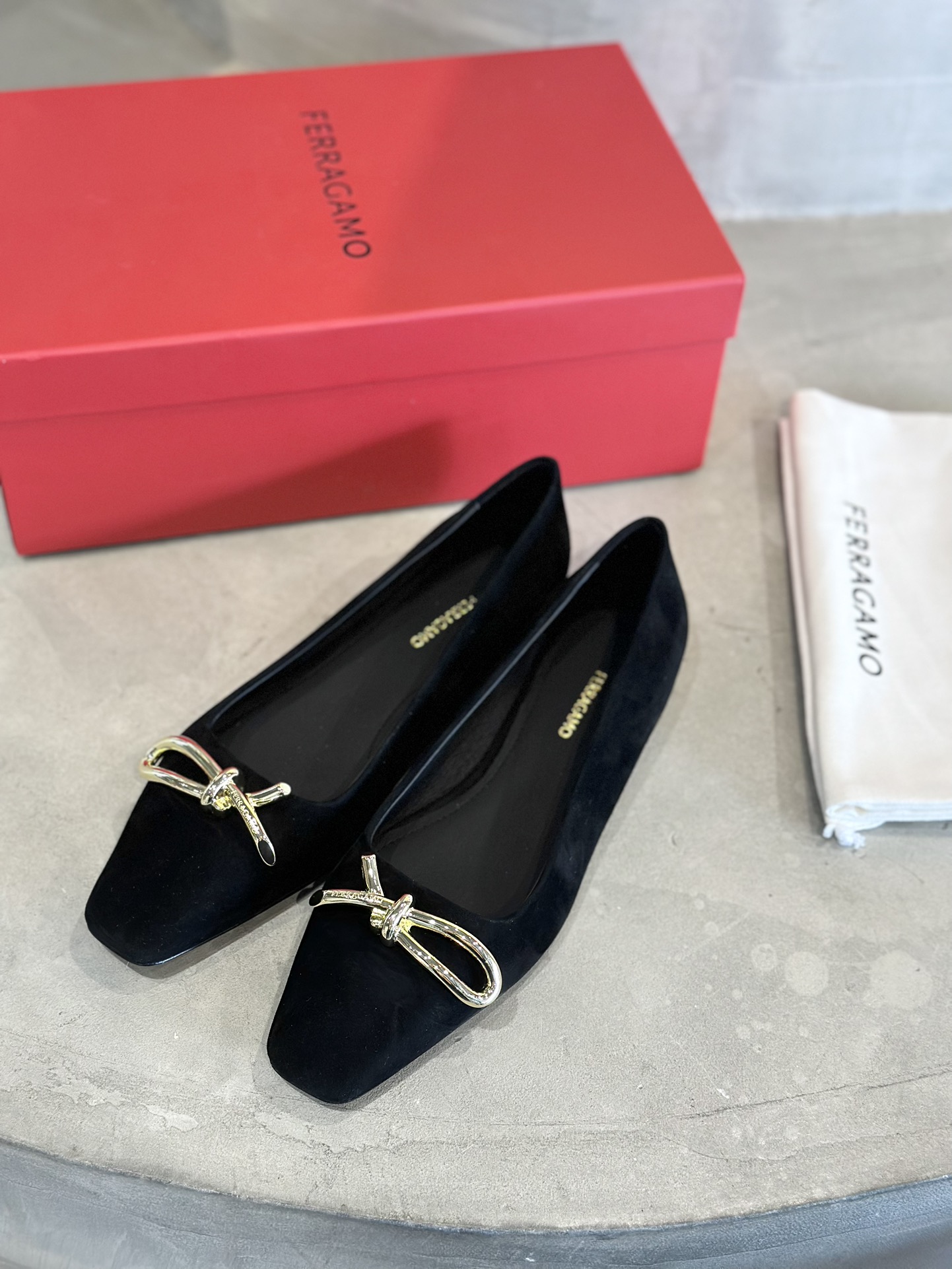 Vera’s New Asymmetrical Rope Tie Ballet Shoes: Plant Price $725 - 图片 4
