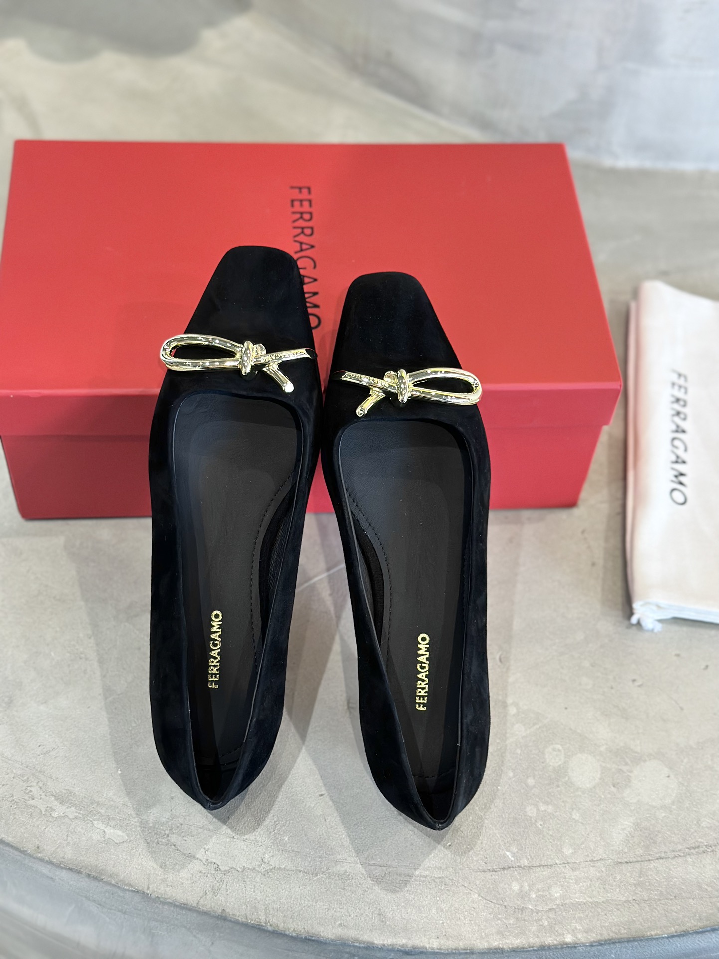 Vera’s New Asymmetrical Rope Tie Ballet Shoes: Plant Price $725 - 图片 1