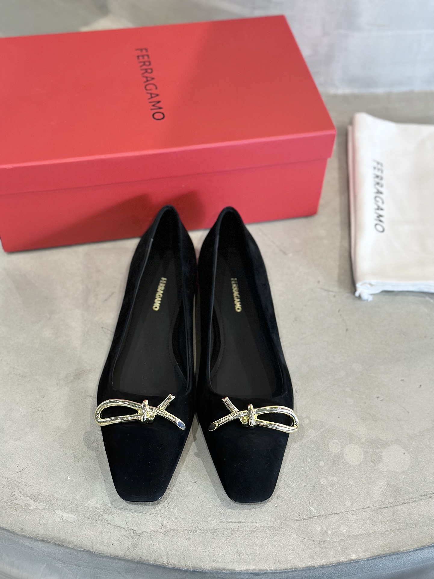 Vera’s New Asymmetrical Rope Tie Ballet Shoes: Plant Price $725 - 图片 5