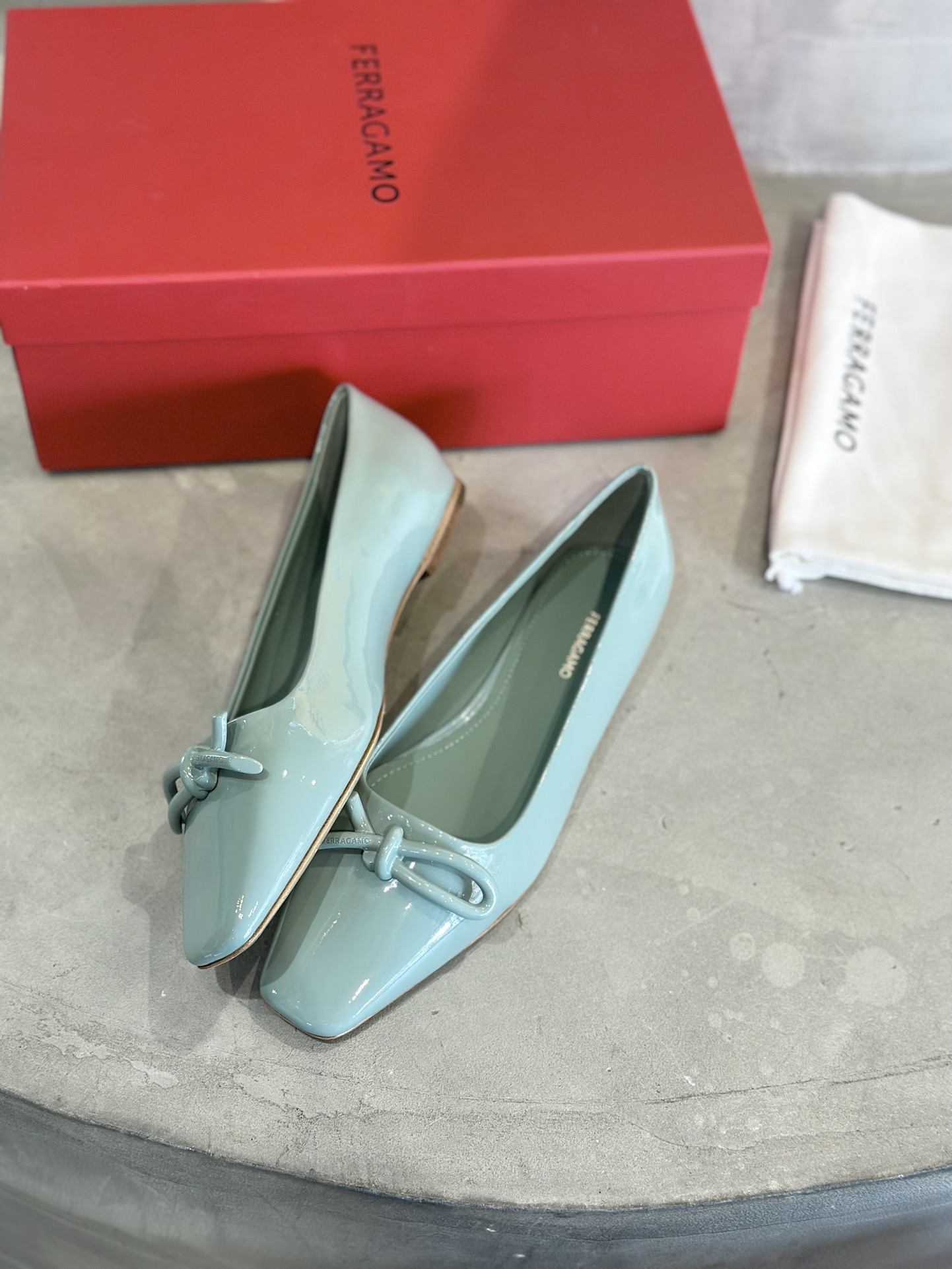 Vera’s New Asymmetrical Rope Tie Ballet Shoes, Price $725 - 图片 4