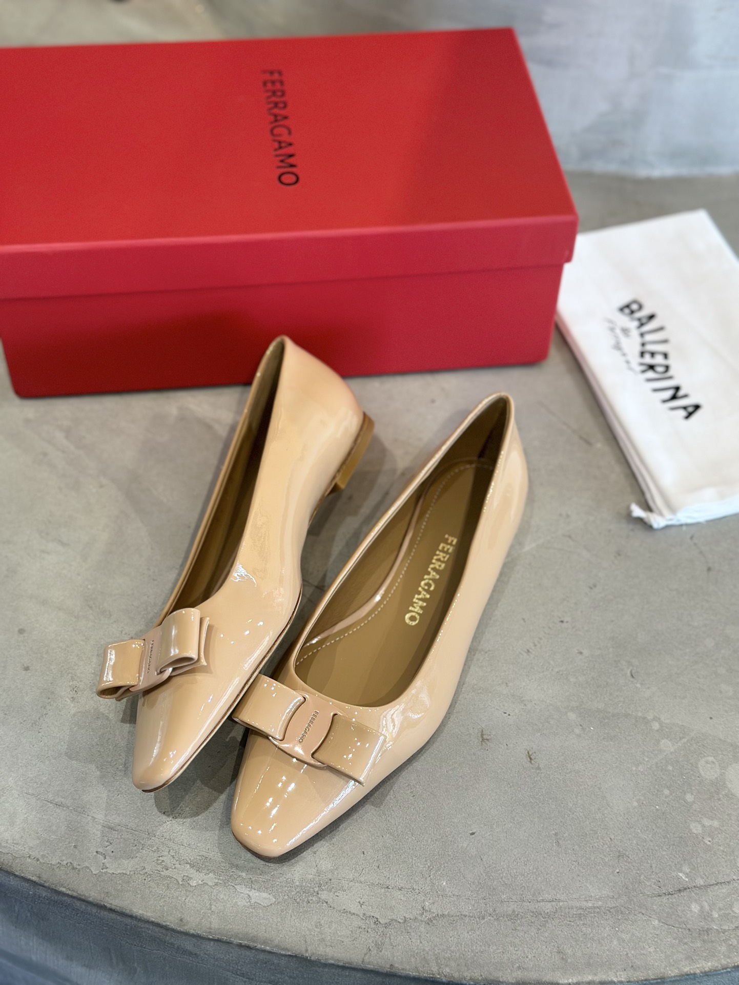 Stylish Salvatore Ferragamo Vera Heels with Custom Leather Bottom, Plant Price $725 - 图片 5