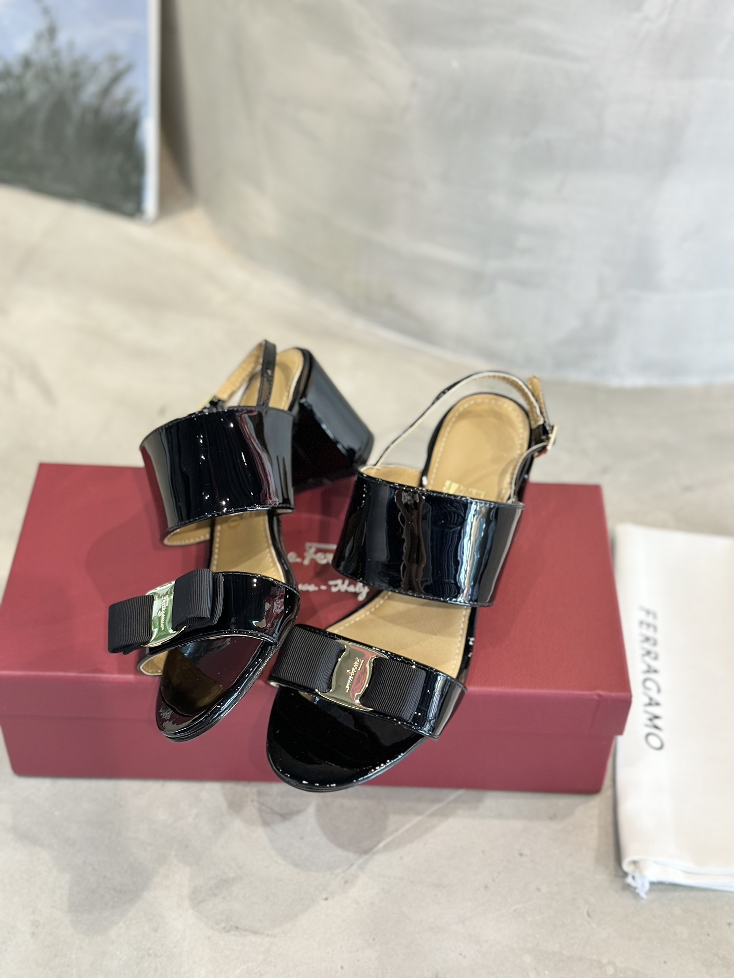 Fashionable Plant Price: Salvatore Ferragamo Women’s Shoes with Soft Cow and Sheep Leather - 图片 2