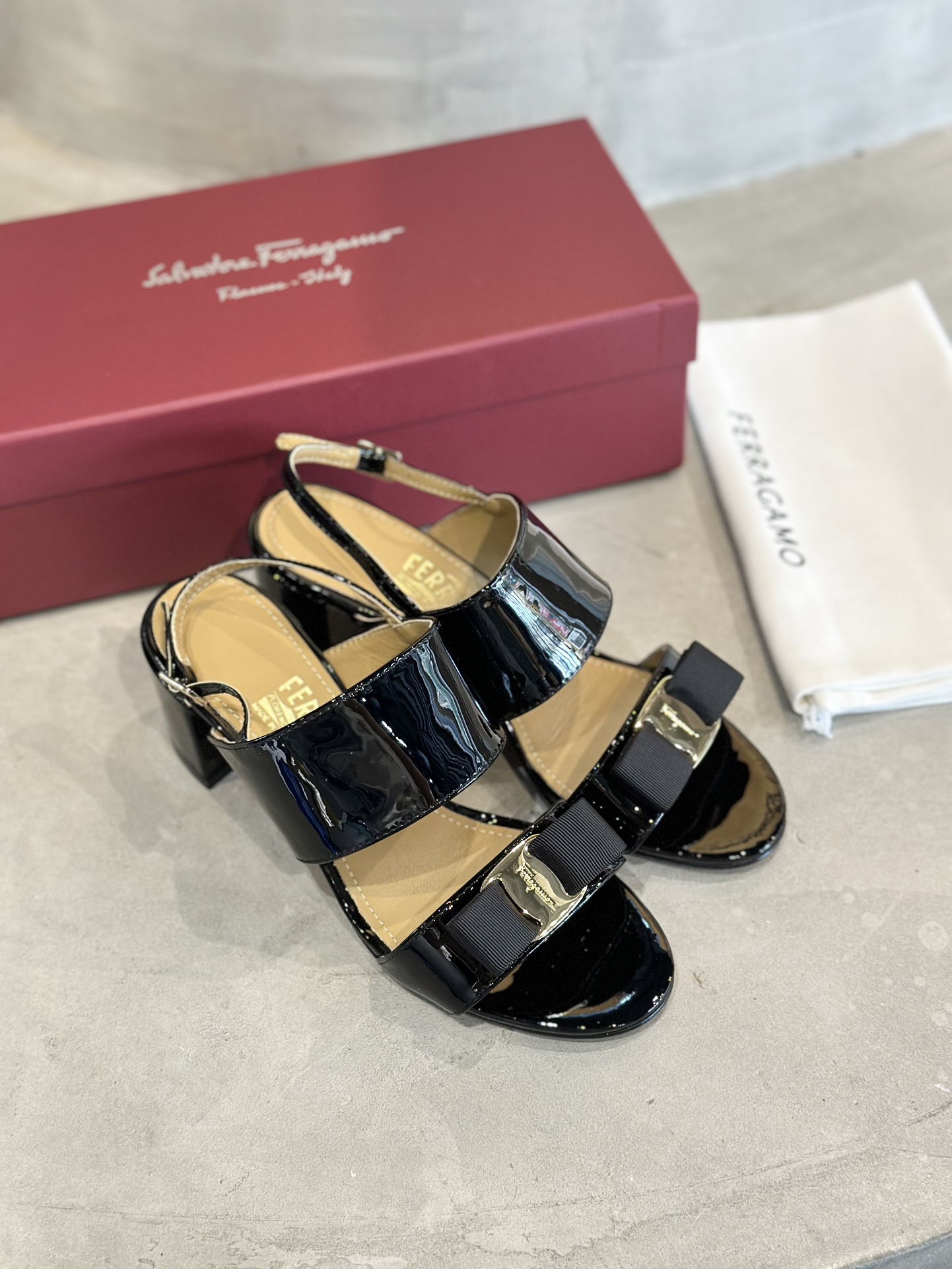 Fashionable Plant Price: Salvatore Ferragamo Women’s Shoes with Soft Cow and Sheep Leather - 图片 6