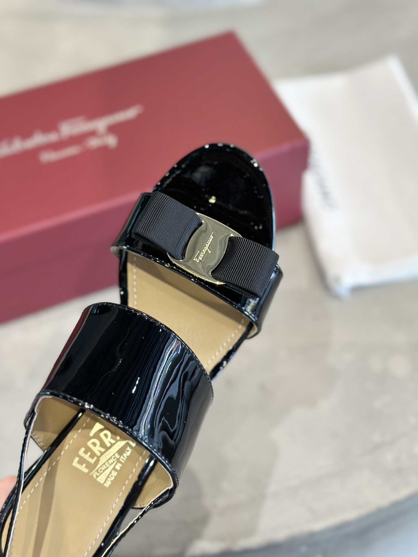 Fashionable Plant Price: Salvatore Ferragamo Women’s Shoes with Soft Cow and Sheep Leather - 图片 8