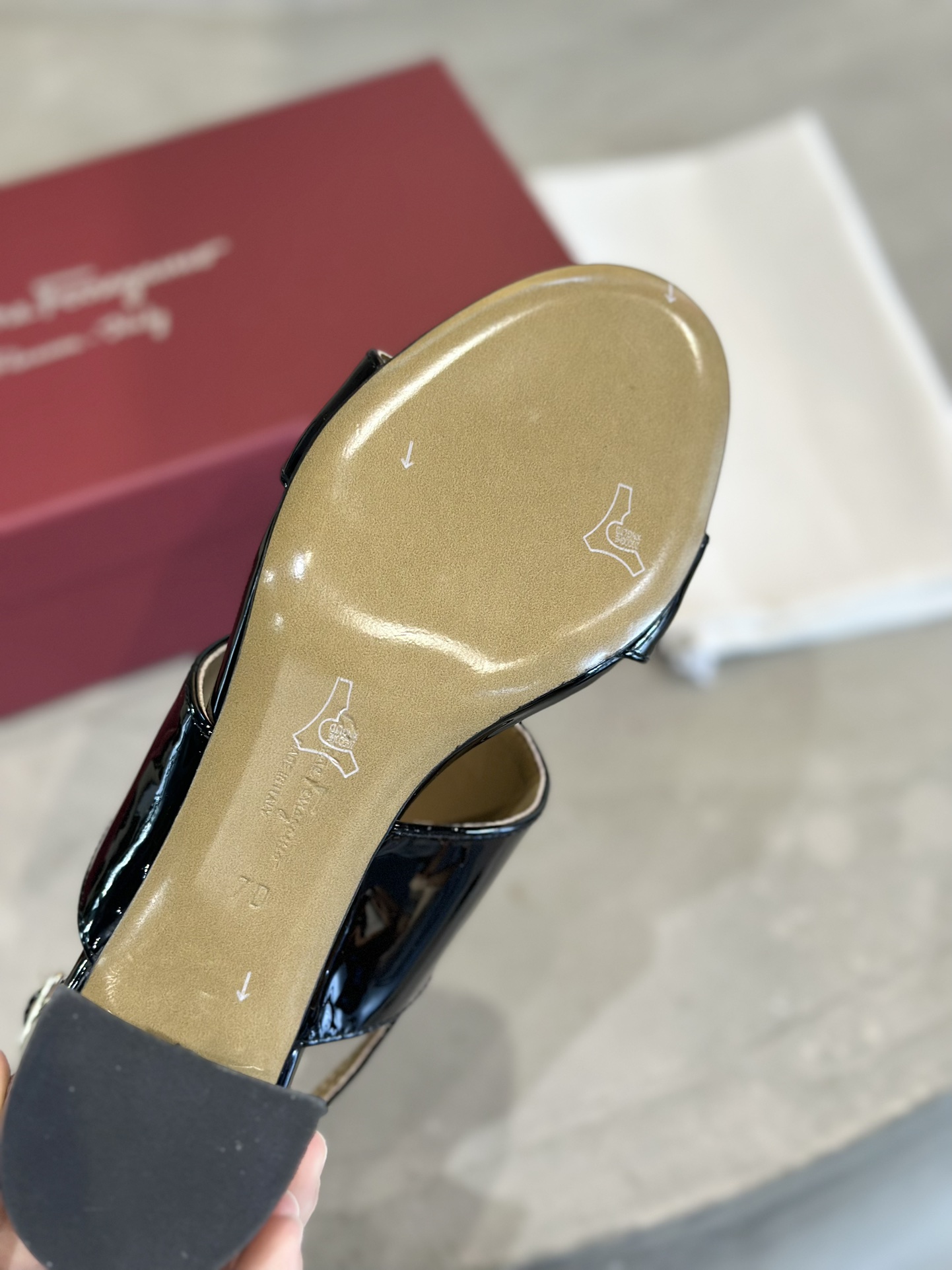 Fashionable Plant Price: Salvatore Ferragamo Women’s Shoes with Soft Cow and Sheep Leather - 图片 9