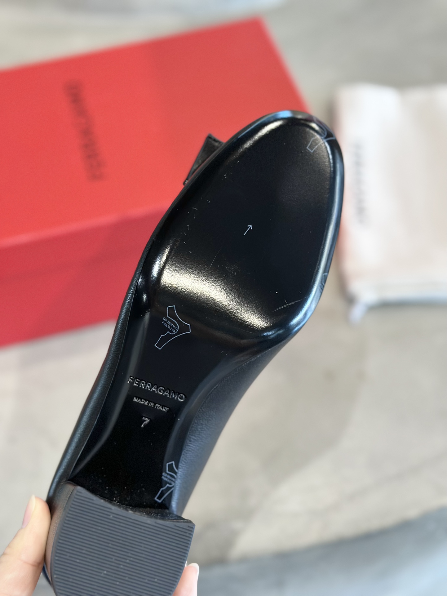 Stylish Ferragaofila Plant Price 725 with Imported Calf Skin and Striped Design - 图片 9