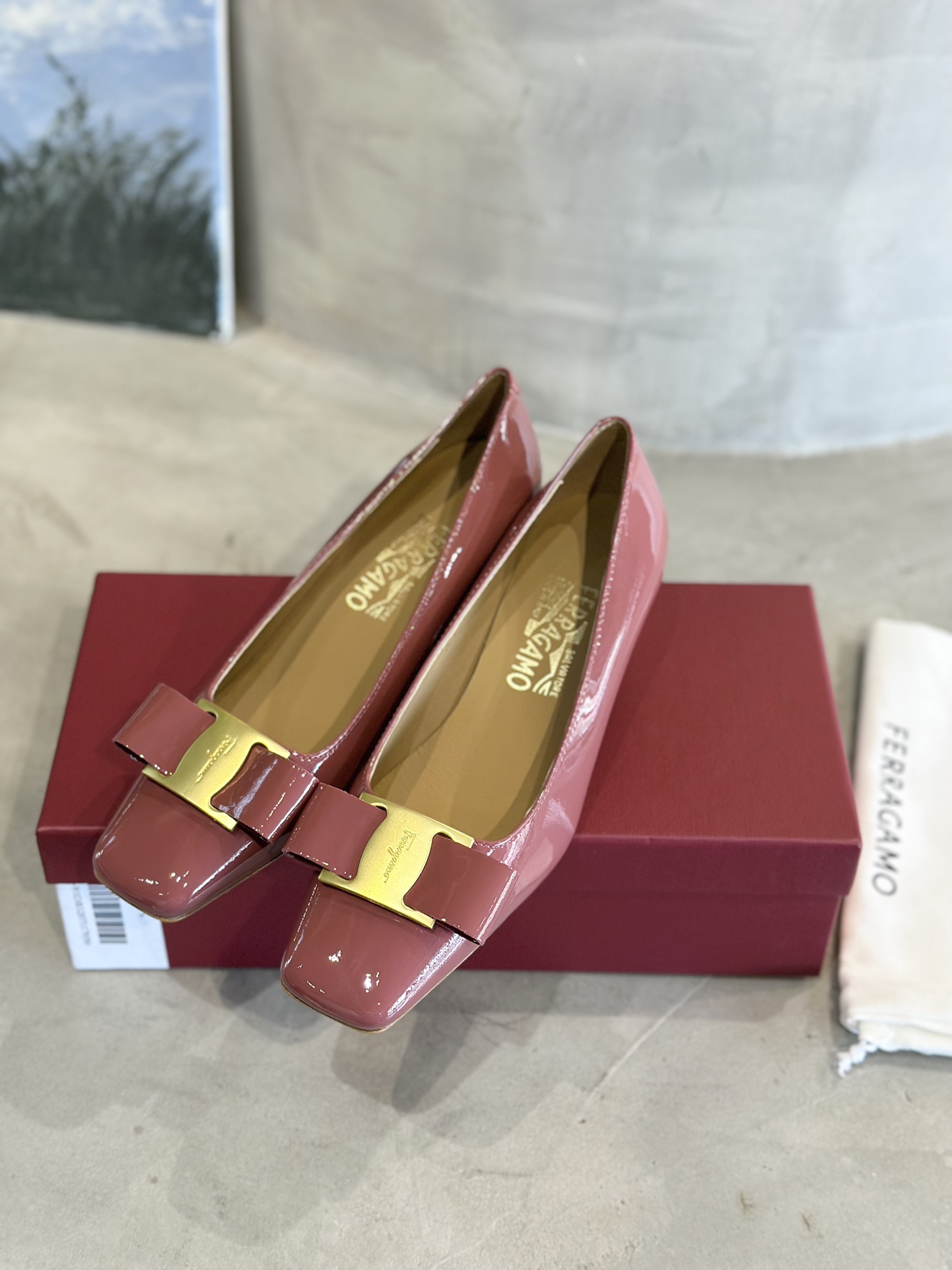 Luxury Salvatore Ferragamo Heels: Plant Price 672, Sheepskin Interior, Imported Materials. - 图片 5