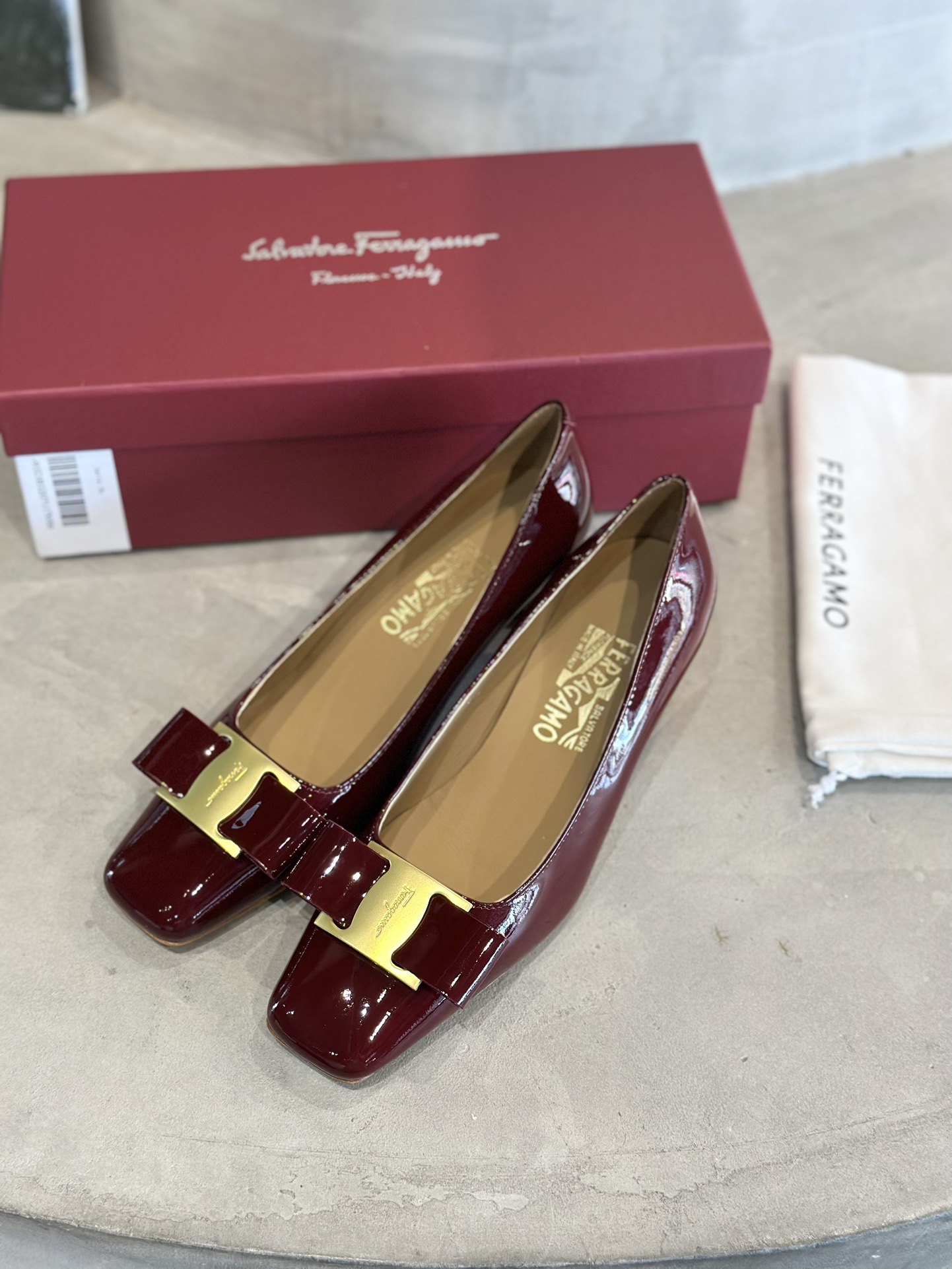 Luxury Salvatore Ferragamo Heels: Unique Design, Imported Materials, Various Sizes, Low Heel.
