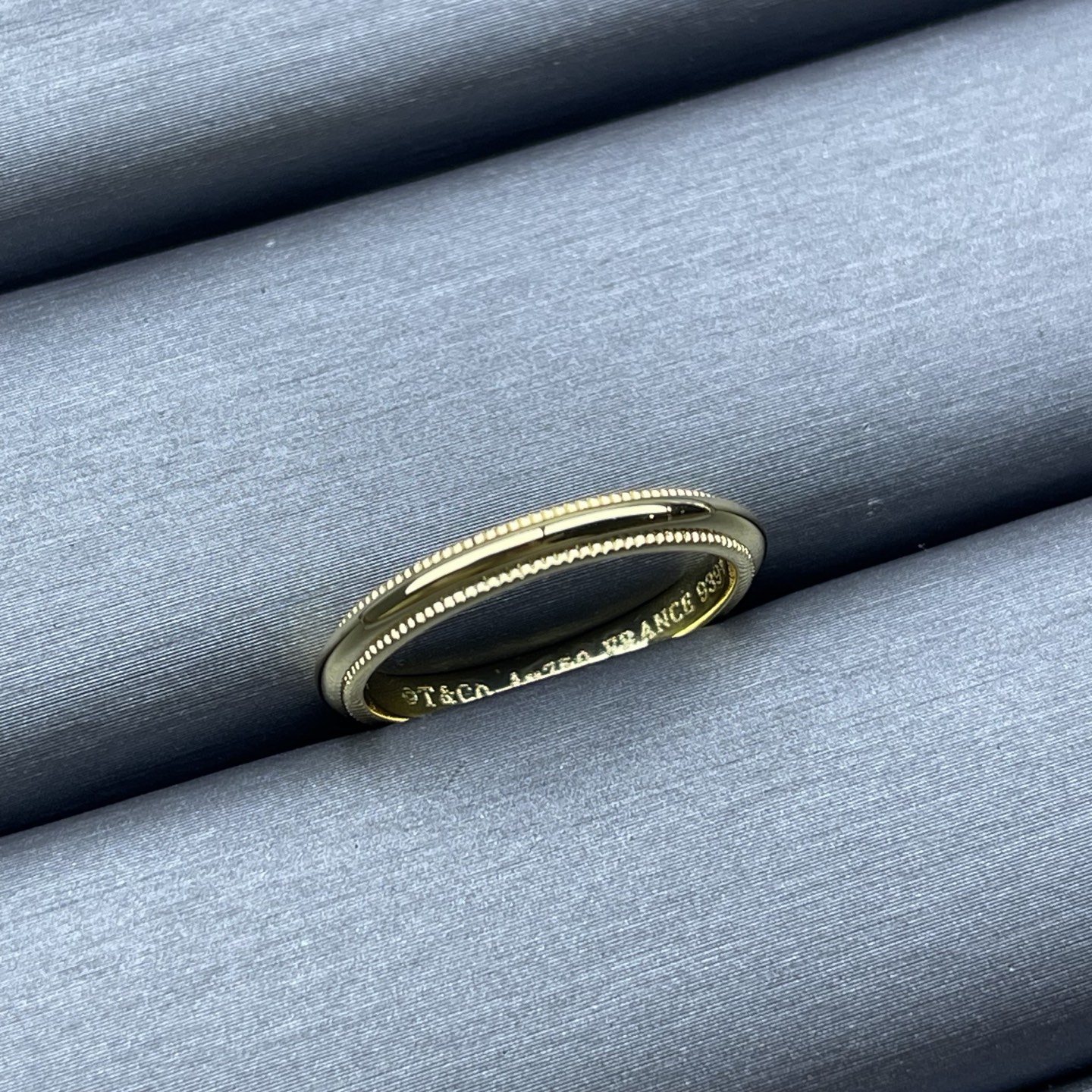 Tiffany & Co. 蒂芙尼戒指 窄版无钻圆形珠形边饰戒指