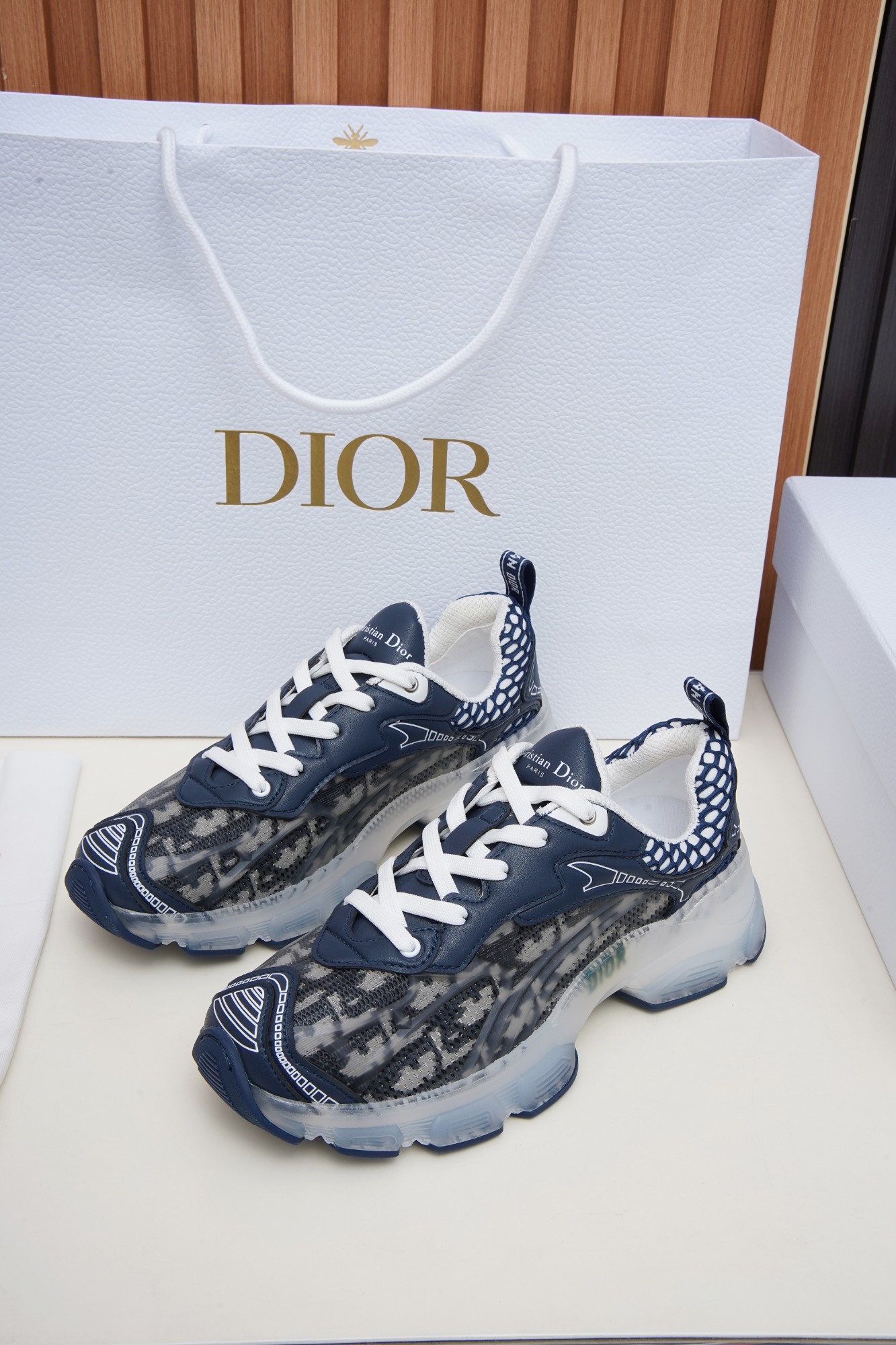 华伦天奴 Valentino 高定经典皮革女包手袋 #79472807 9
