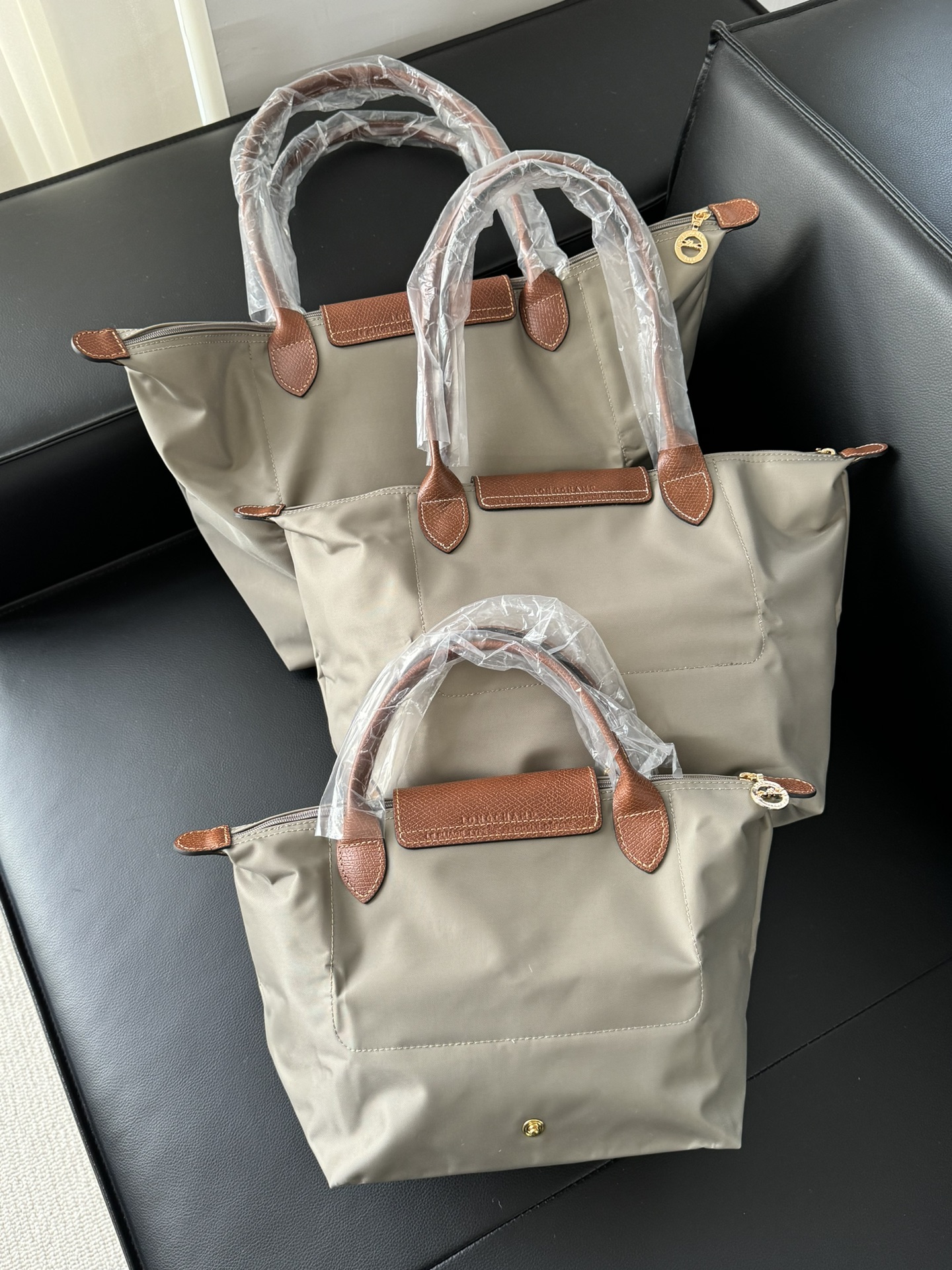 Longchamp ～最后一个浅灰色，一年四季都好配的颜色 咱们出mini的时候可是最抢手的
