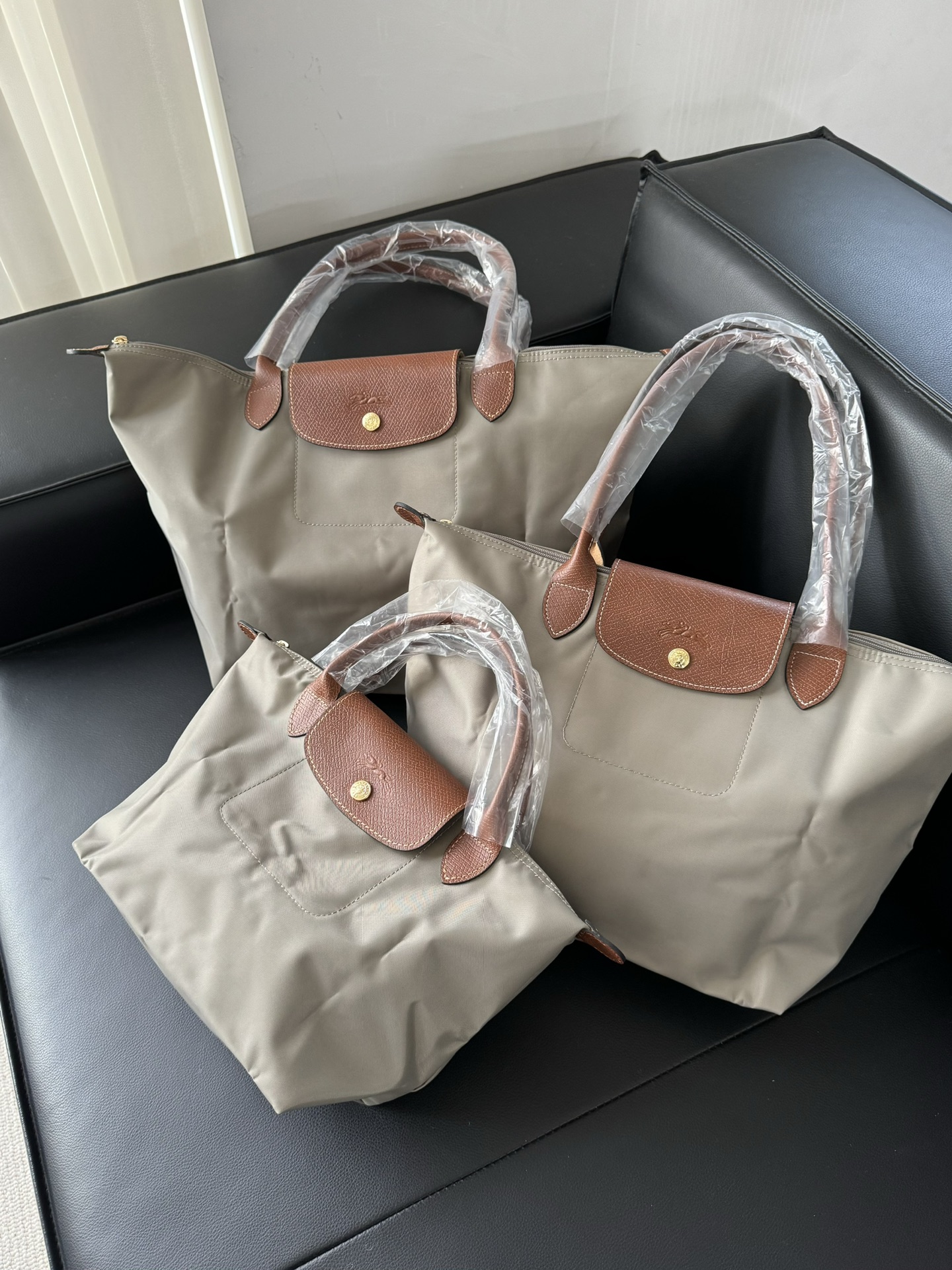 Longchamp ～最后一个浅灰色，一年四季都好配的颜色 咱们出mini的时候可是最抢手的