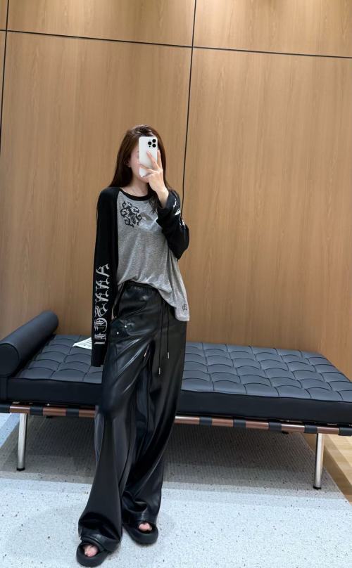 Comfortable Long Sleeve T-Shirt With Stylish Print Design, Elastic Fabric 1 Comfortable Long Sleeve T-Shirt With Stylish Print Design, Elastic Fabric