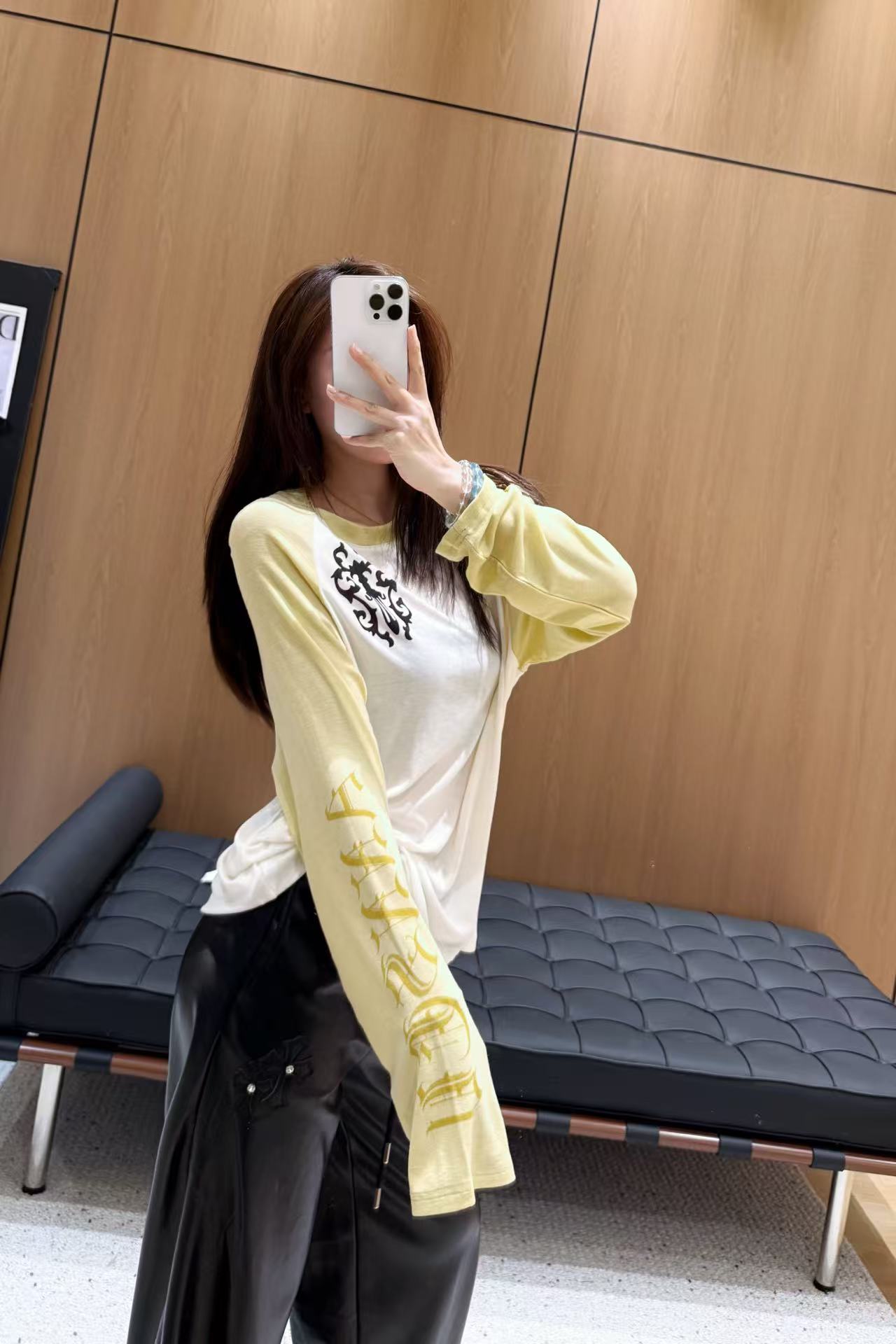 Relaxed Fit Long Sleeve Top with Graphic Print - Casual Comfort 5 a1756553630344 6357