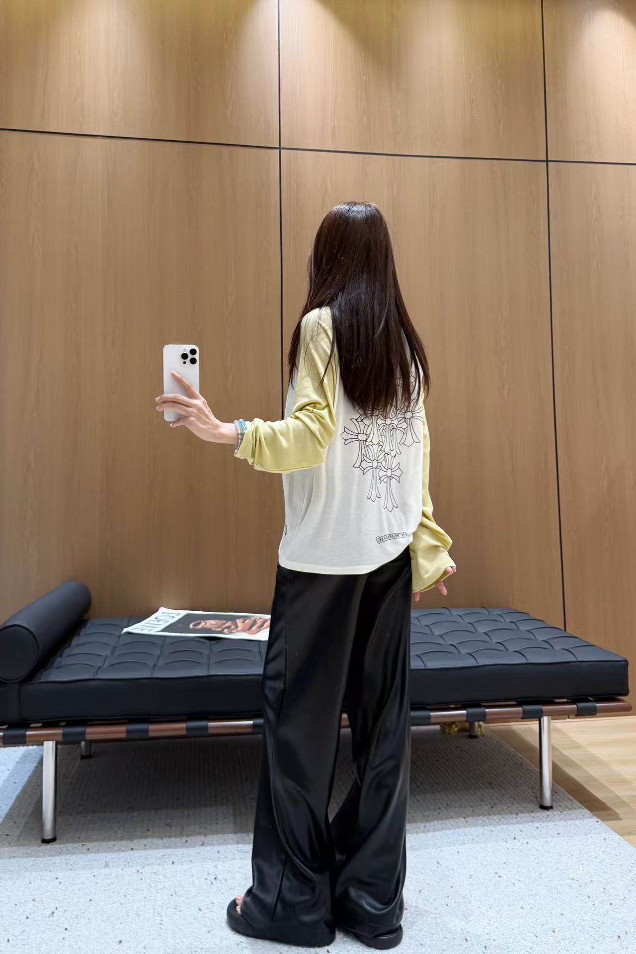 Relaxed Fit Long Sleeve Top with Graphic Print - Casual Comfort 6 a1756553631548 7607