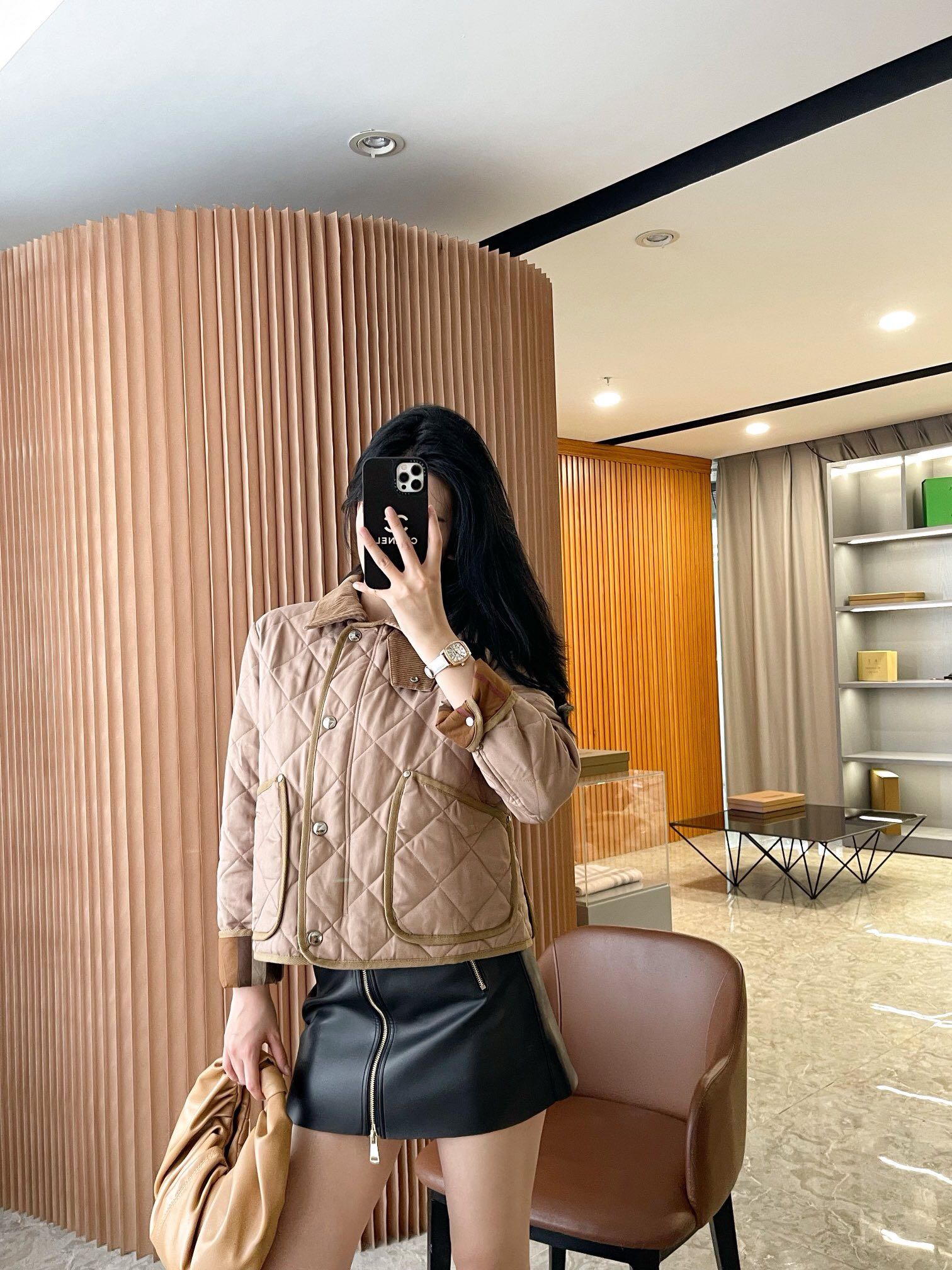 Women's Quilted Lightweight Jacket, Classic Diamond Pattern, Warm and Stylish