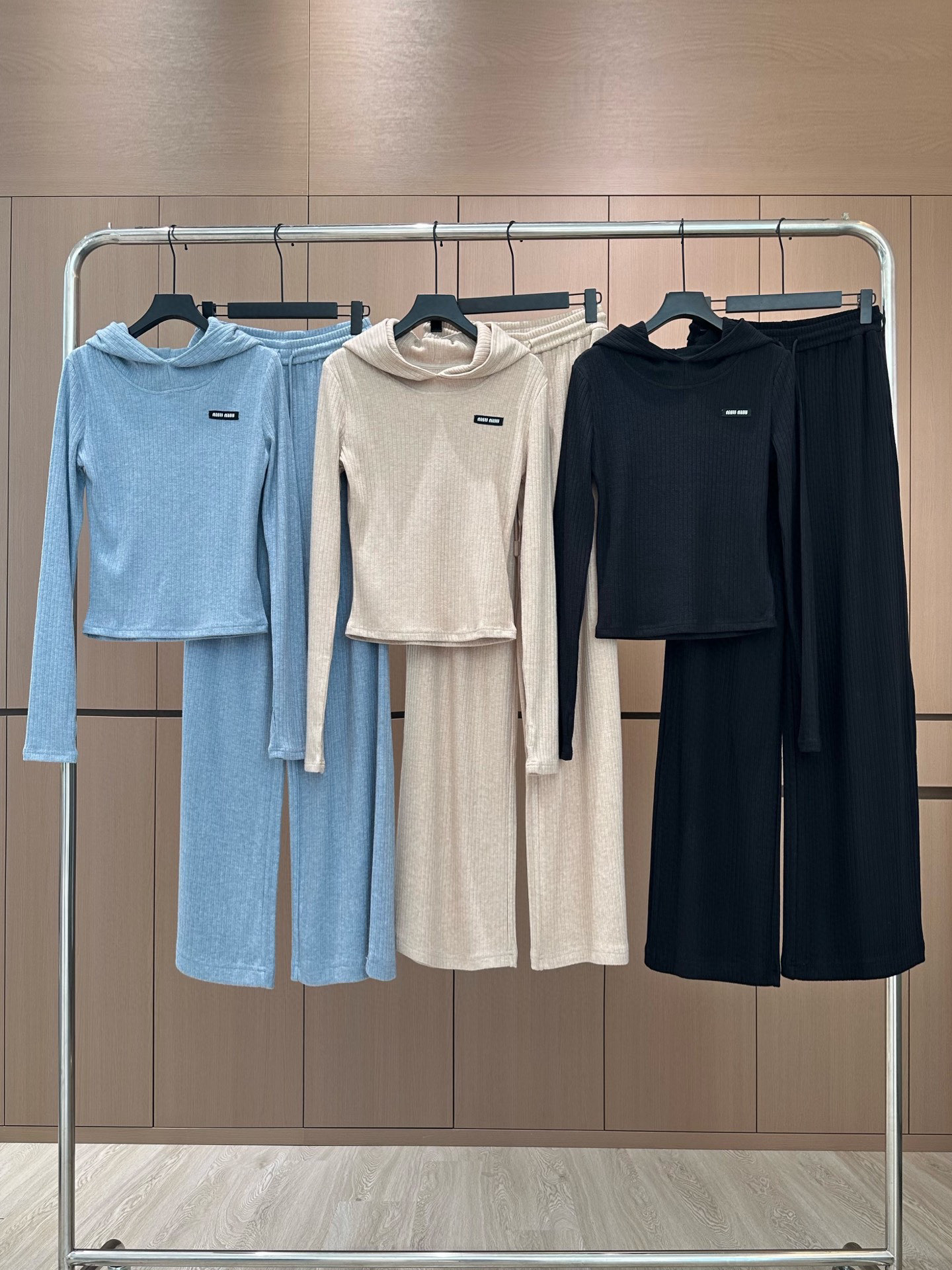 Ribbed Hooded Lounge Set for Women - Casual Two Piece Outfit with Wide Leg Pants