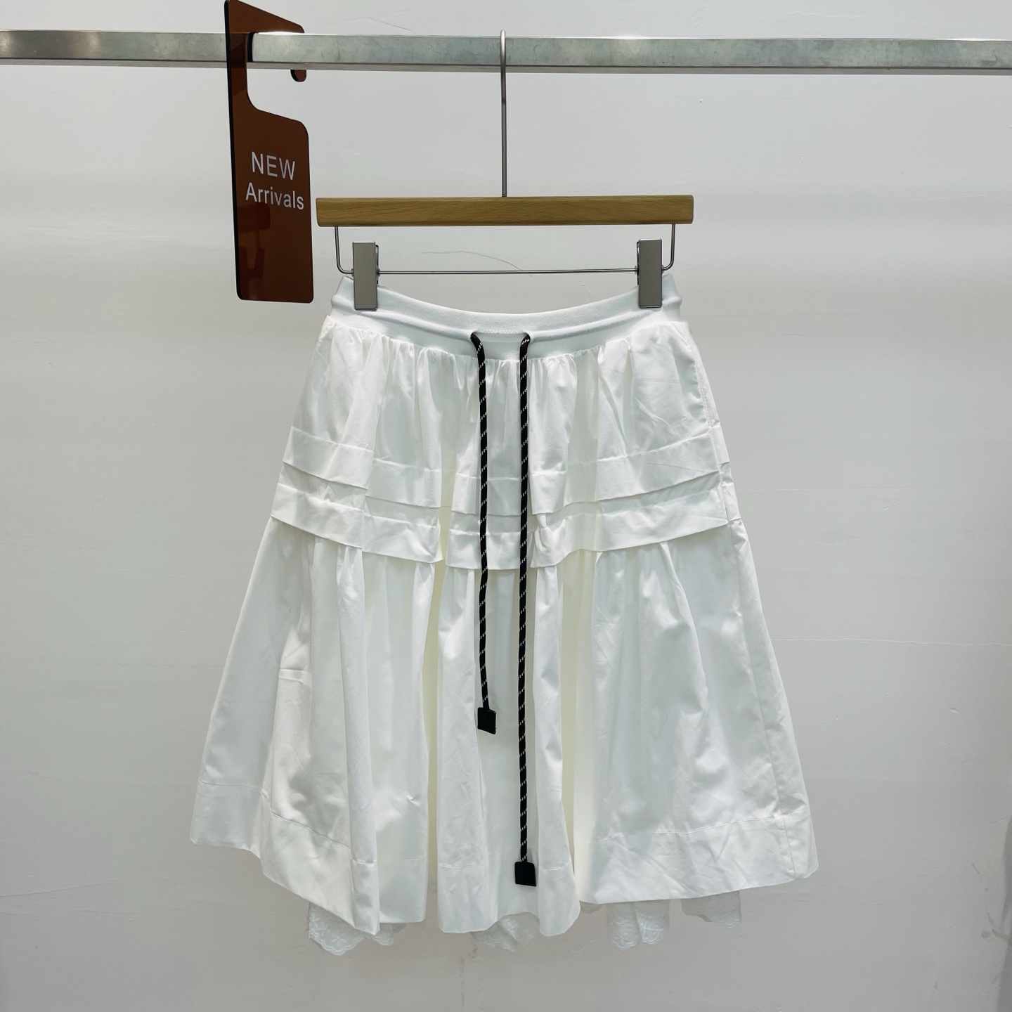 NO:321614,New elastic drawstring lace high waist rosted hook-embroidered lace splicing skirt hem umbrella skirt SML1, skirts, alexander wang19860909新款松紧抽绳系带高腰打褶边钩花刺绣蕾丝拼接裙摆伞裙SML1,,skirts,alexander wang,Women's clothing