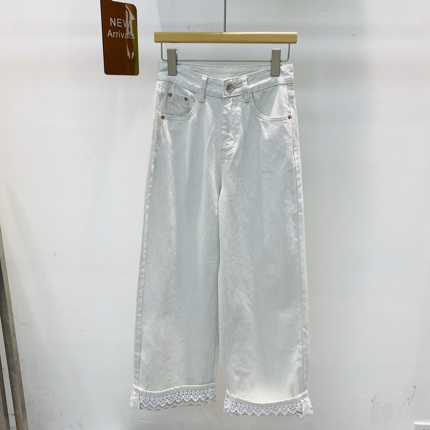 NO:323210,New white lace lace splicing high waist loose versatile casual straight wide-leg jeans SMLXL, jeans, alexander wang19860909新款白色蕾丝花边拼接高腰宽松百搭休闲直筒阔腿牛仔裤SMLXL,,jeans,alexander wang,Women's clothing