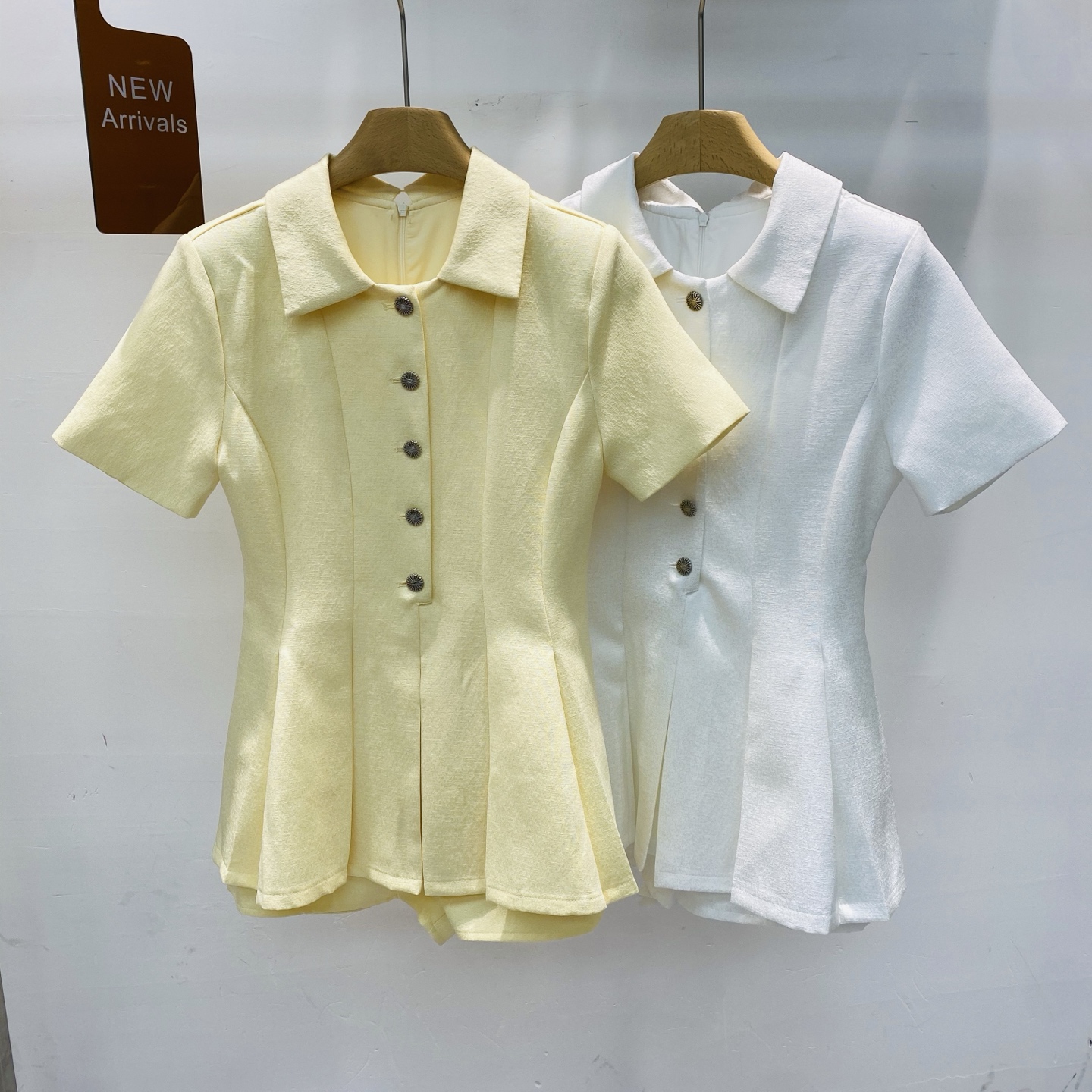 NO:325927,New style of medieval style silver white cream yellow short-sleeved skirt dress SML1, skirts, T-shirt, alexander wang19860909新款中古风气质烁银白色奶油黄短袖裙裤连衣裙SML1,,skirts,T-shirt,alexander wang,Women's clothing