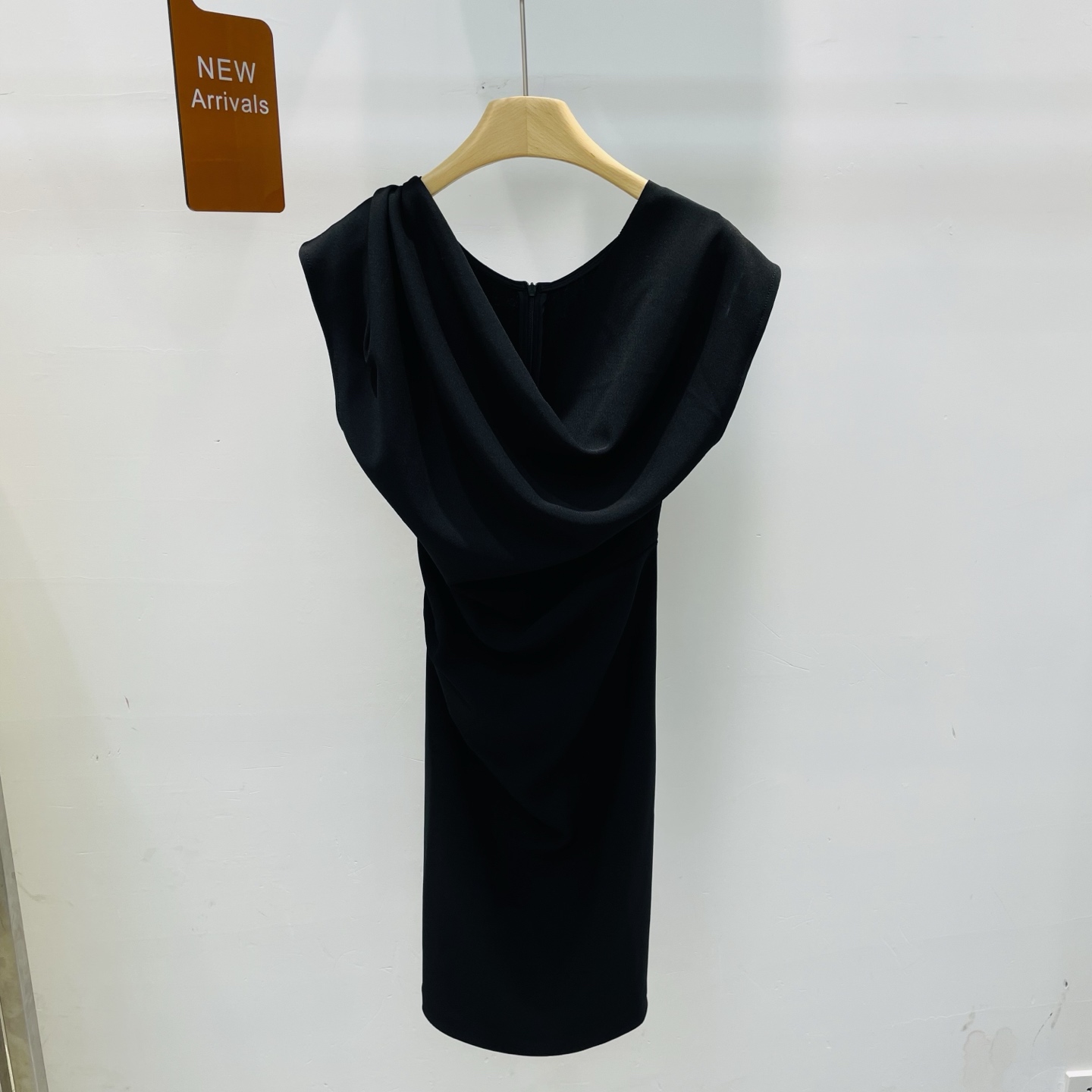 NO:327148,New style swaying collar off-shoulder sexy mid-length irregular waist-hugging temperament hip-wrinkled dress SMLXL, skirts, alexander wang19860909新款荡领斜肩露肩性感中长款不规则收腰气质包臀褶皱连衣裙SMLXL,,skirts,alexander wang,Women's clothing