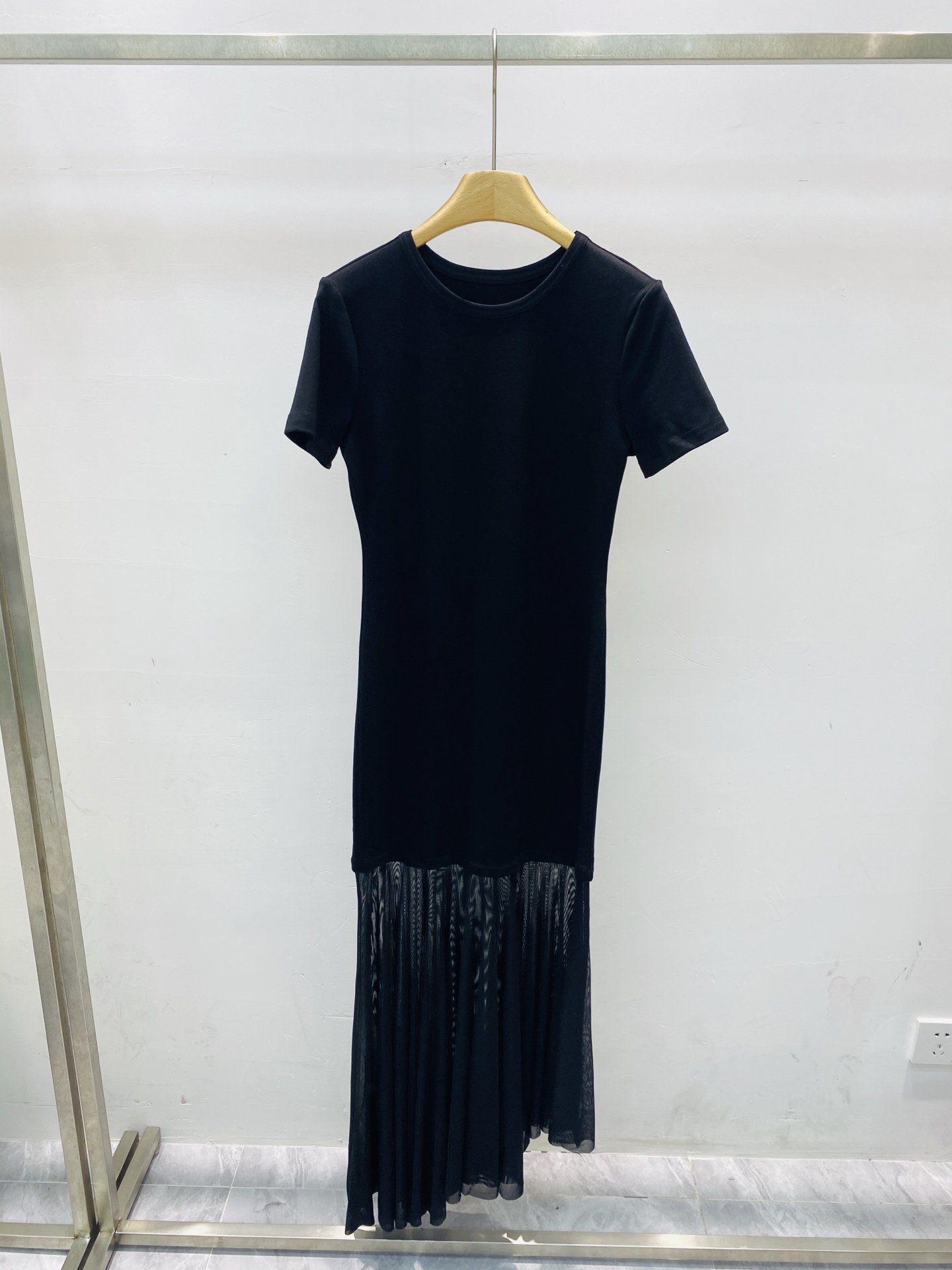 NO:327152,New French temperament mesh splicing short-sleeved dress black seductive summer beautiful long skirt SMLXL, skirts, T-shirt, alexander wang19860909新款法式气质网纱拼接短袖连衣裙黑色诱惑爆款夏日绝美长裙子SMLXL,,skirts,T-shirt,alexander wang,Women's clothing