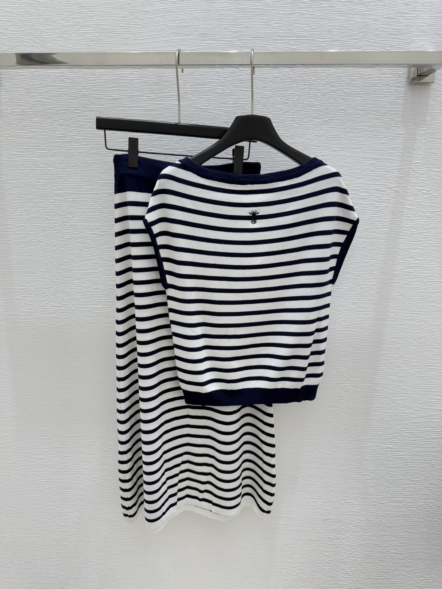 NO:417933,D Home New Summer Style Striped Off-Shoulder Knitted Two-Piece Set Color Royal Blue Size 36.38.40, Dior, Alexander Wang19860909D家 夏季新款 条纹露肩针织两件套 颜色宝蓝色 尺码36.38.40,,dior,alexander wang,Women's clothing