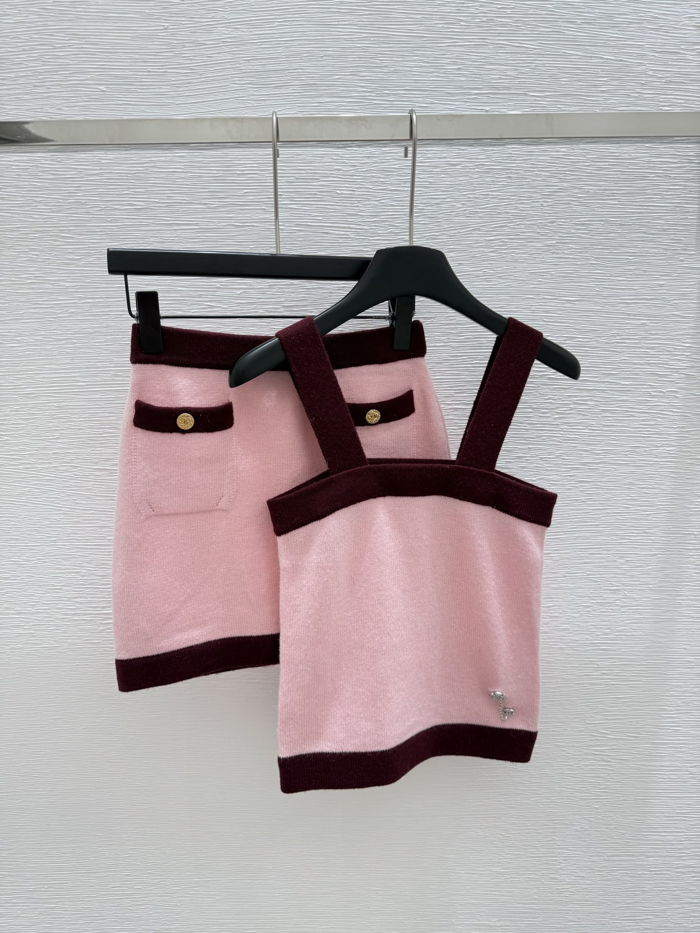 NO:419475,CH Home Summer New Style Sling Vest Knitted Two-Piece Set Color Pink Burgundy Size 36.38.40, Alexander Wang19860909CH家 夏季新款 吊带背心针织两件套 颜色粉色 酒红色 尺码36.38.40,,alexander wang,Women's clothing