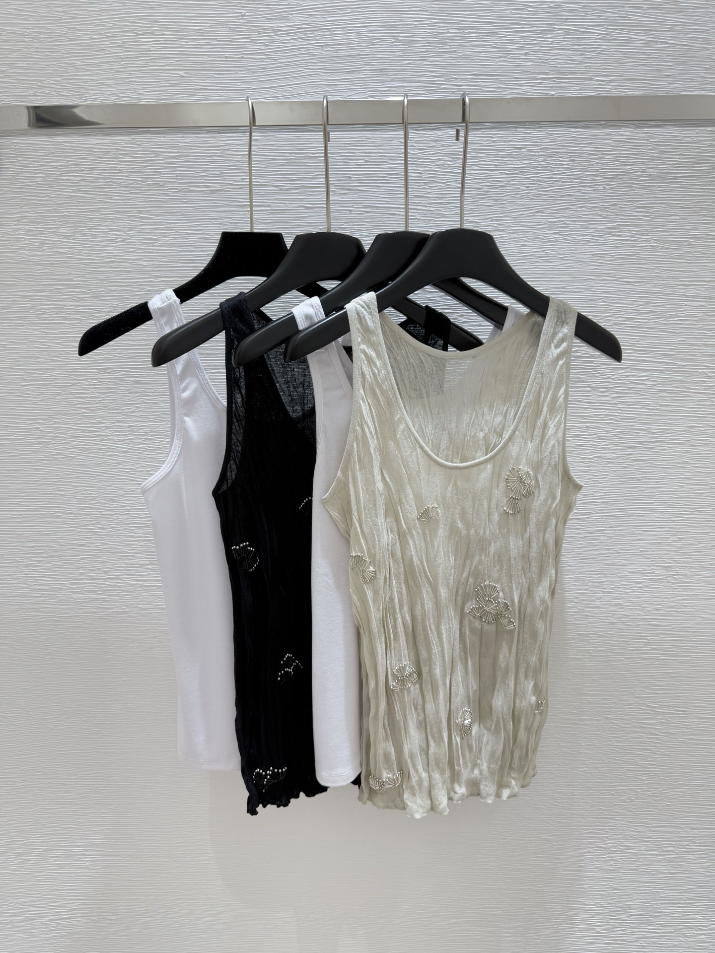 NO:425505,EB Home Summer New Style Round Neck Knitted Sequin Lace Short Sleeve Color White Black Size 36.38.40, T-shirt,alexander wang19860909EB家 夏季新款 圆领针织亮片花边短袖 颜色白色 黑色 尺码36.38.40,,T-shirt,alexander wang,Women's clothing