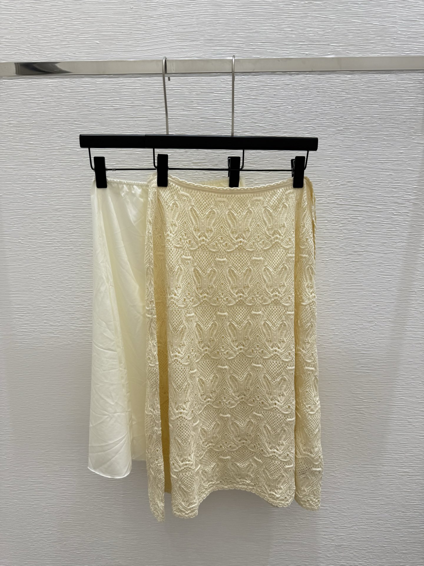 NO:427686,D Home New Summer Style Hollow Knitted Long Skirt Color White Size 36.38.40, Dior, Skirts, Alexander Wang19860909D家 夏季新款 镂空针织长裙 颜色白色 尺码36.38.40,,dior,skirts,alexander wang,Women's clothing