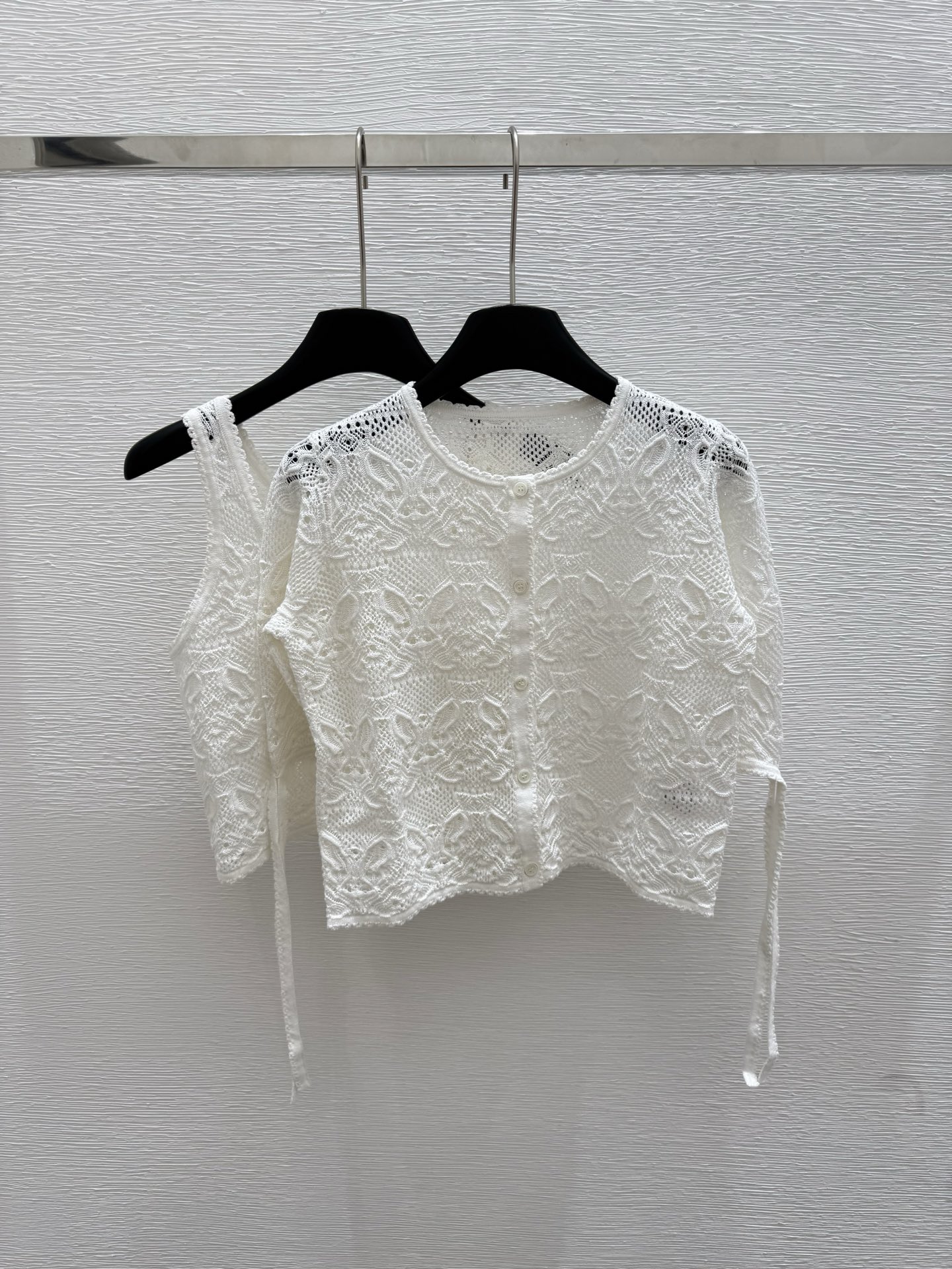NO:431913,D Home Summer New Style Hollow Butterfly Knit Set Color White Size 36.38.40, Dior, Alexander wang19860909D家 夏季新款 镂空蝴蝶针织套装 颜色白色 尺码36.38.40,,dior,alexander wang,Women's clothing