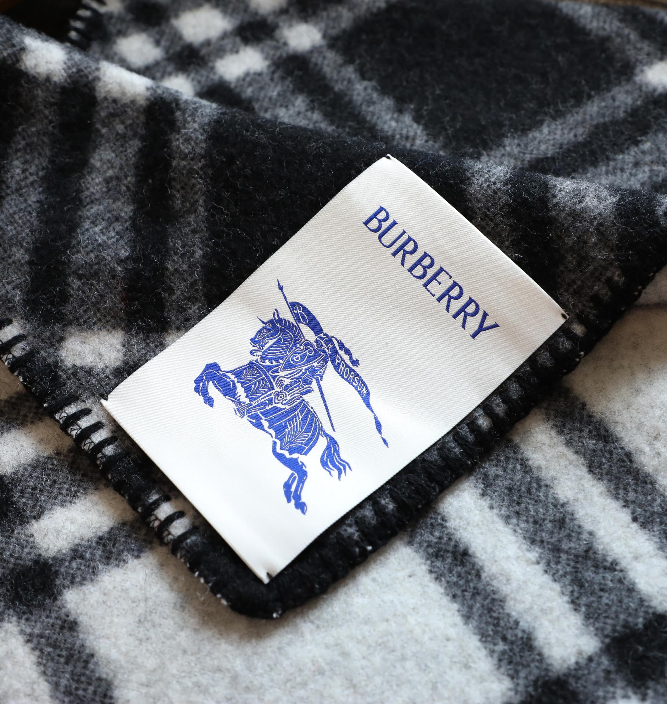 [Burberry Scarves]Same style as Quan Zhixian.Original quality 7 colors. M