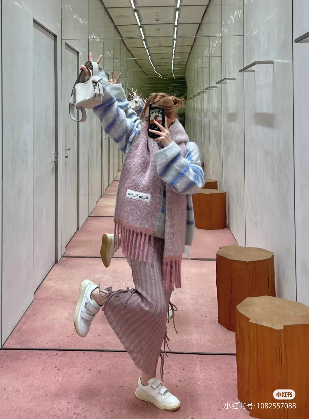 Acne Studios 艾克妮马海毛围巾
