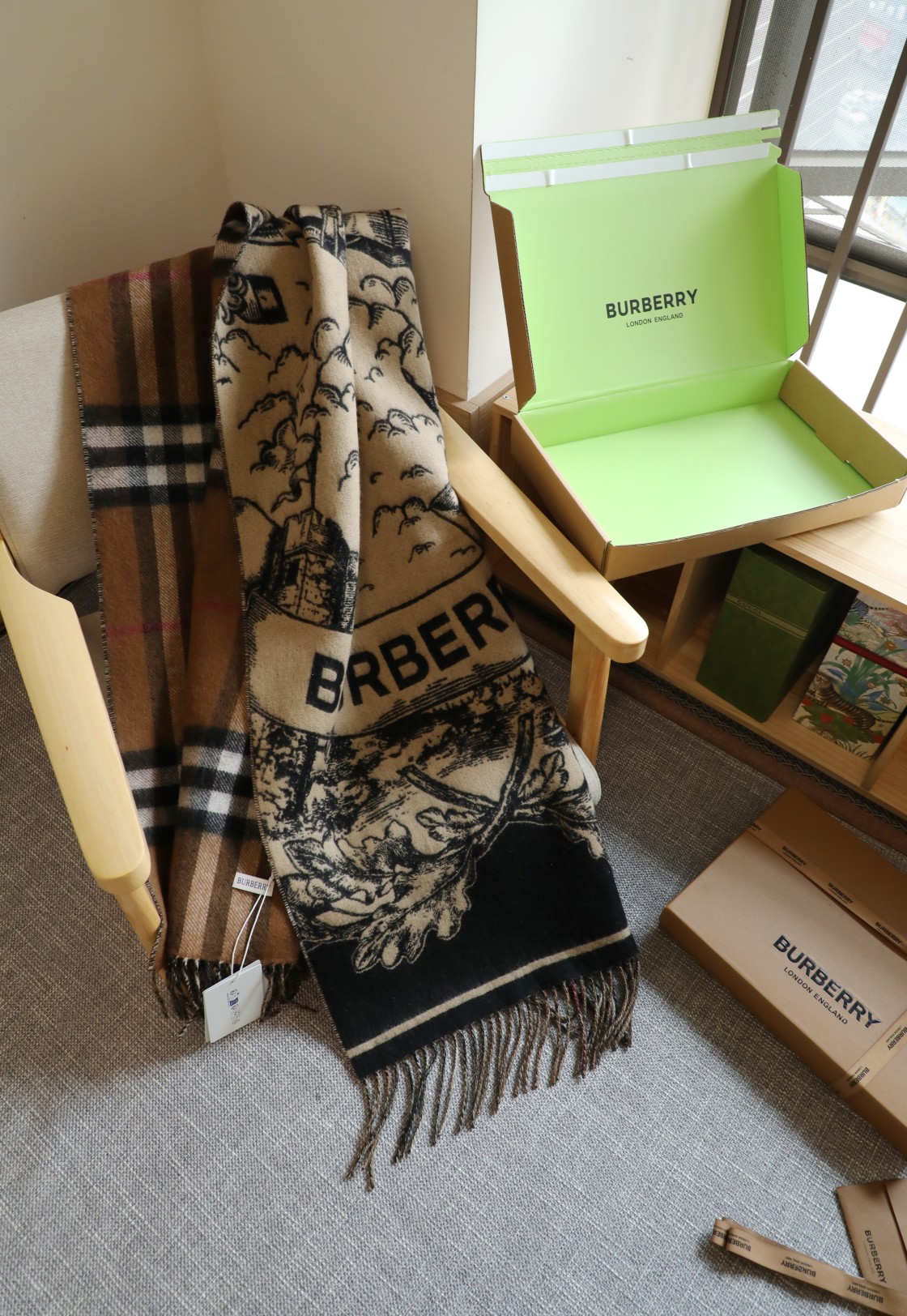 Burberry b战马 披肩