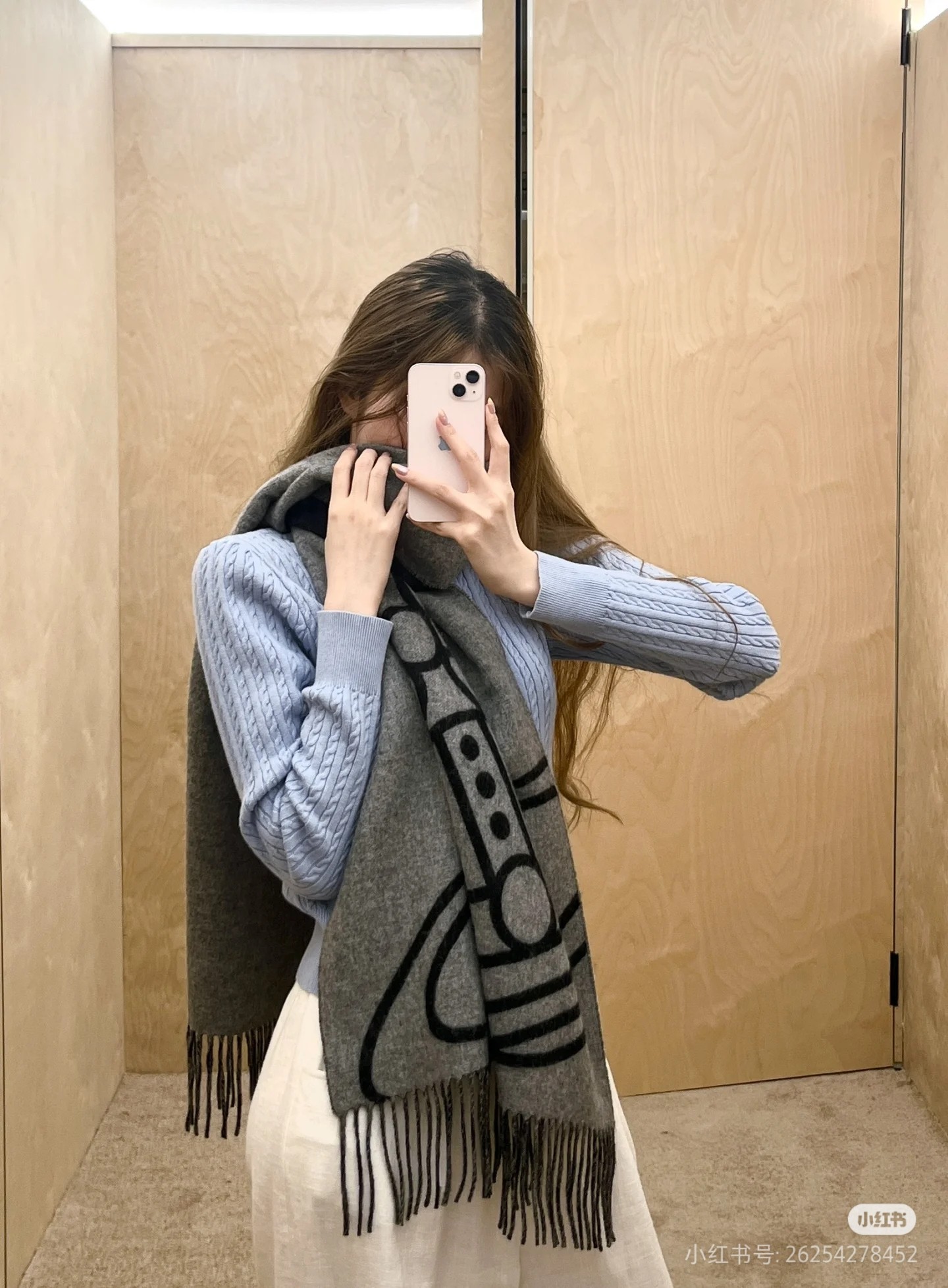 Vivienne Westwood 西太后土星披肩