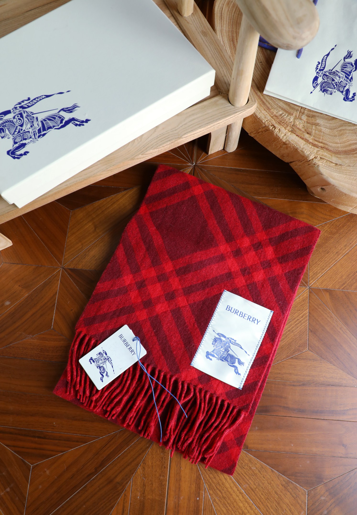 Burberry 柔软面料 流苏版新款大标黑色
