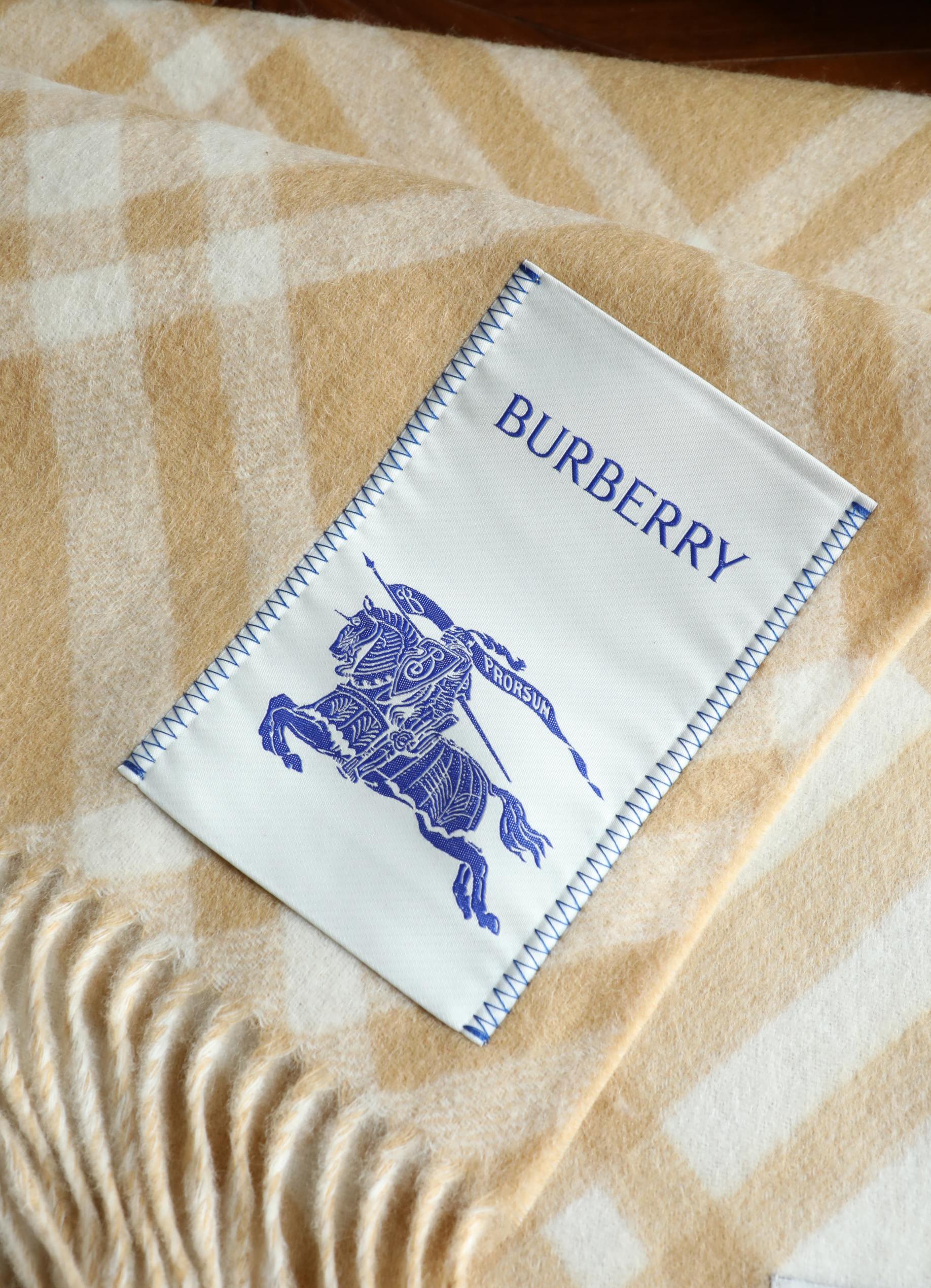 Burberry 柔软面料 流苏版新款大标黑色