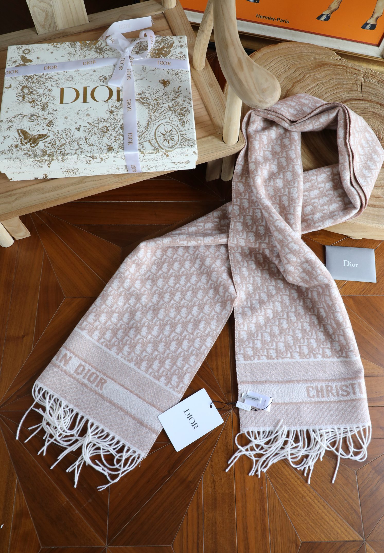 Dior CD字母双面羊绒围巾